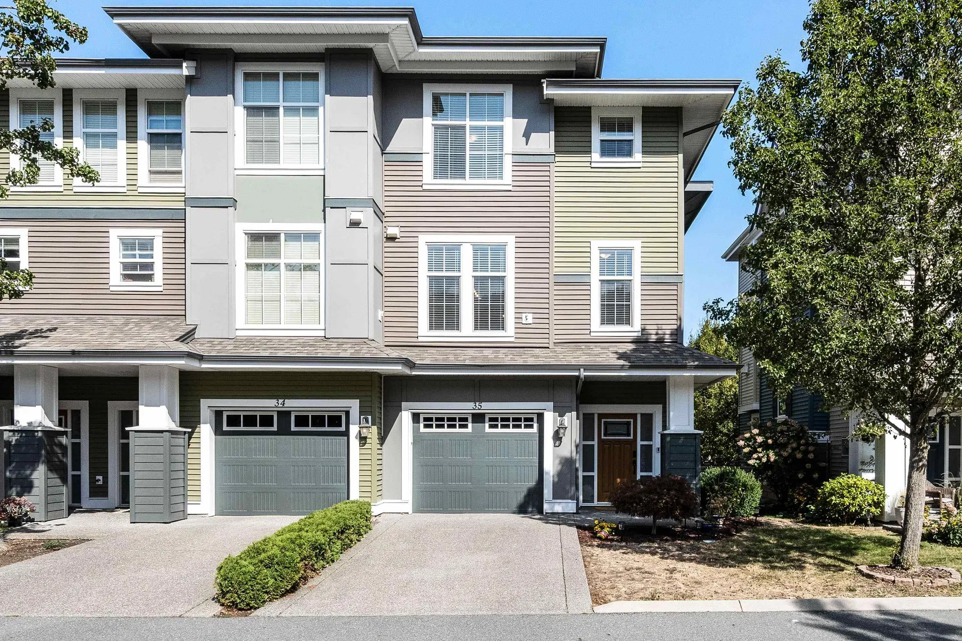 Photo 4 of 37 at #35 – 5469 Chinook Street