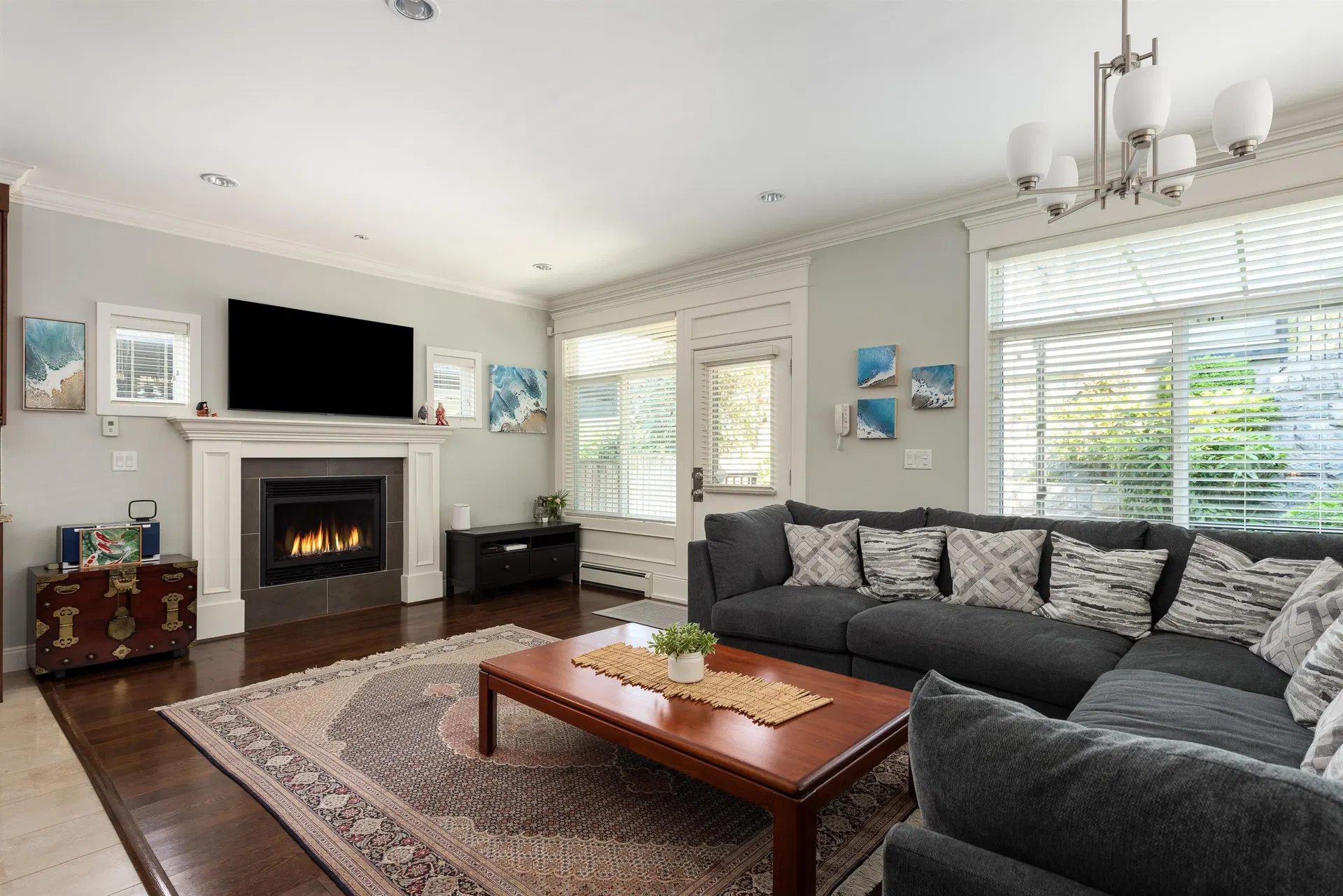Photo 5 of 40 at 362 E 21st Street