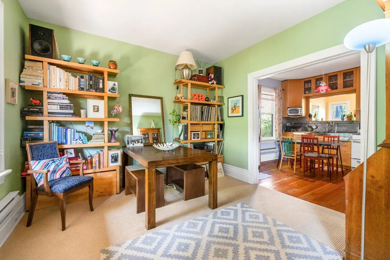 Photo 5 of 24 at 473 E 6th Avenue