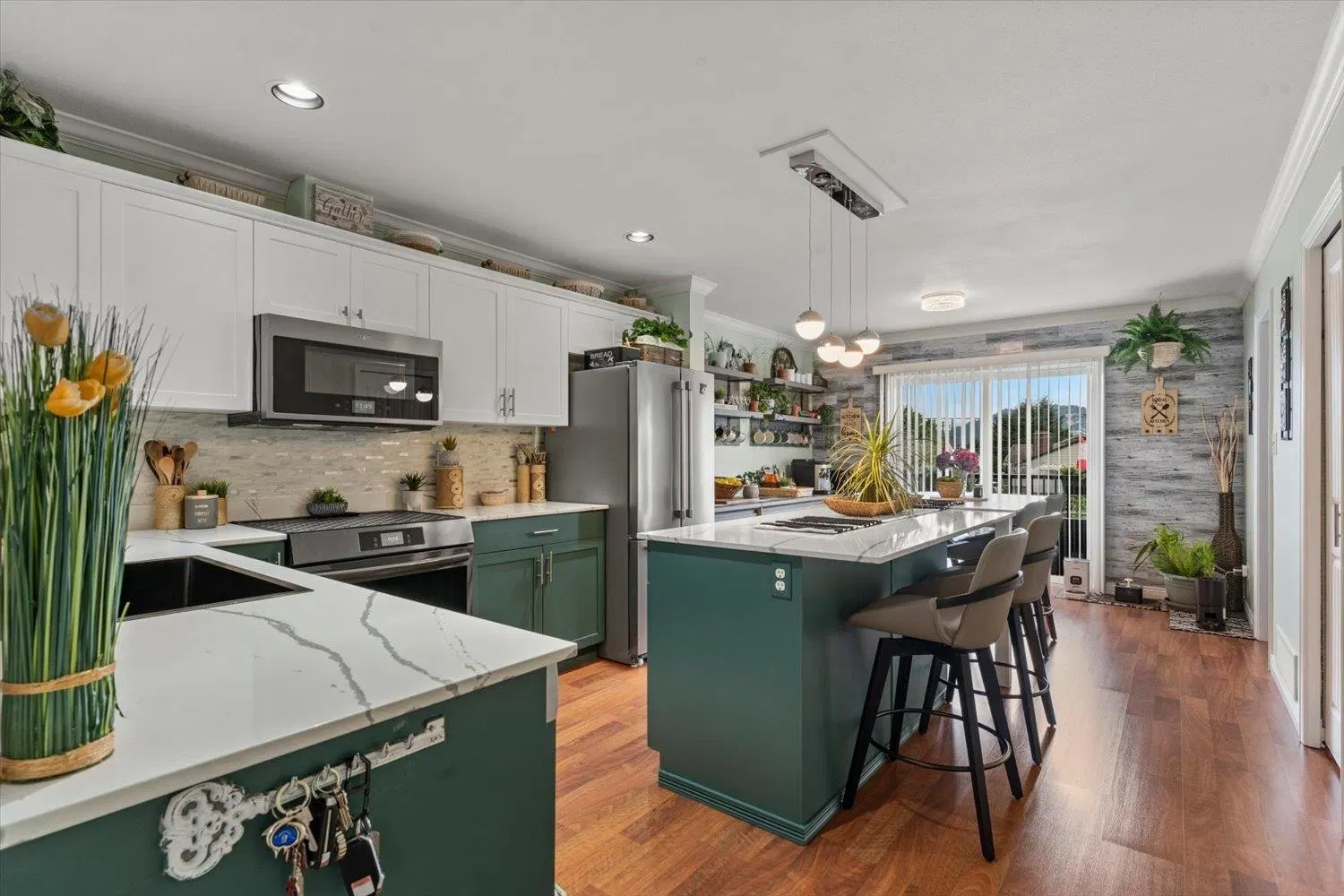 #19 – 8830 Nowell Street