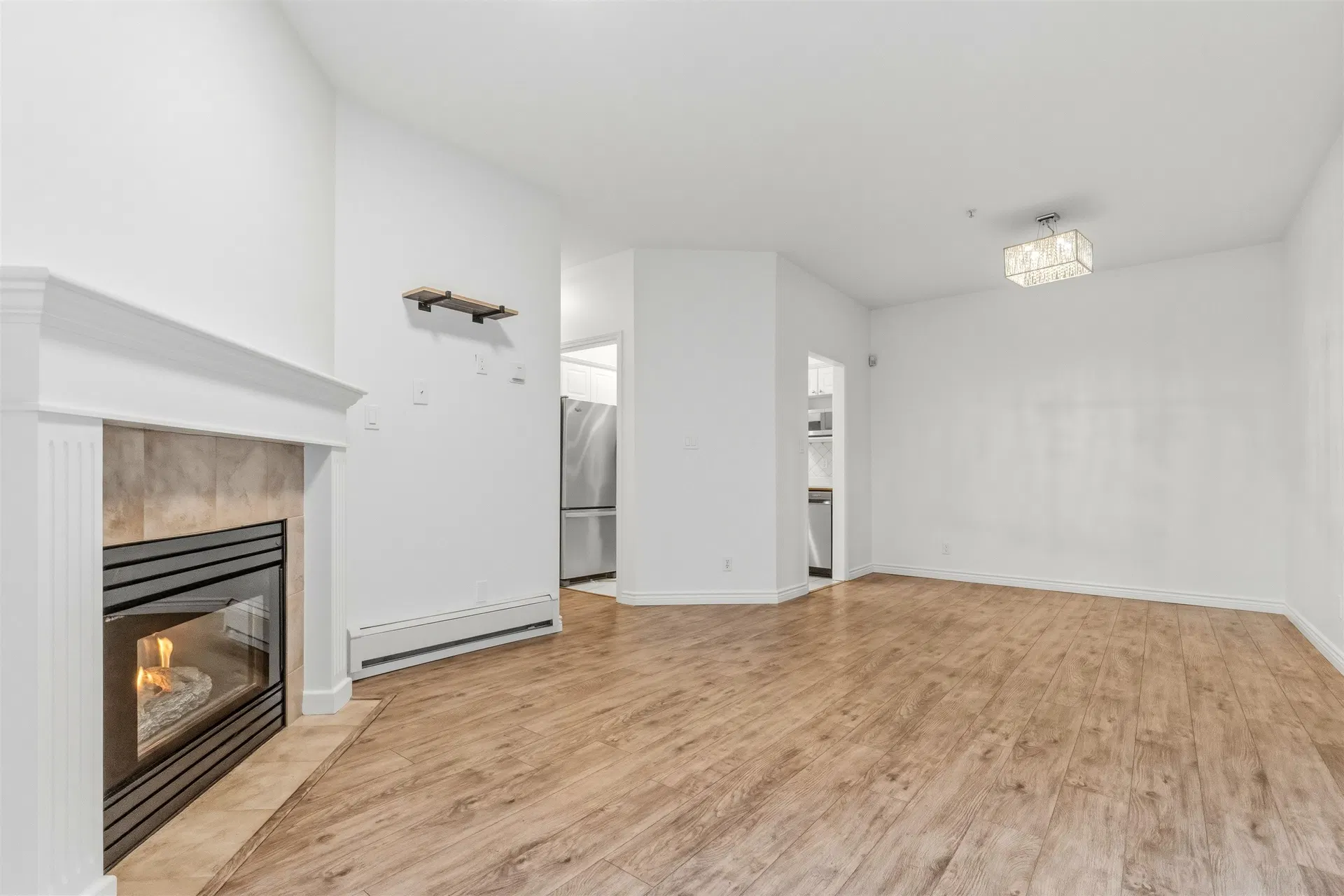 Photo 5 of 35 at #203 – 8142 120a Street