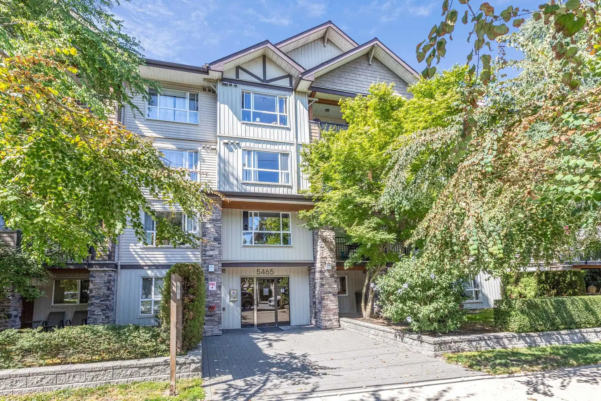 #306 – 5465 203 Street