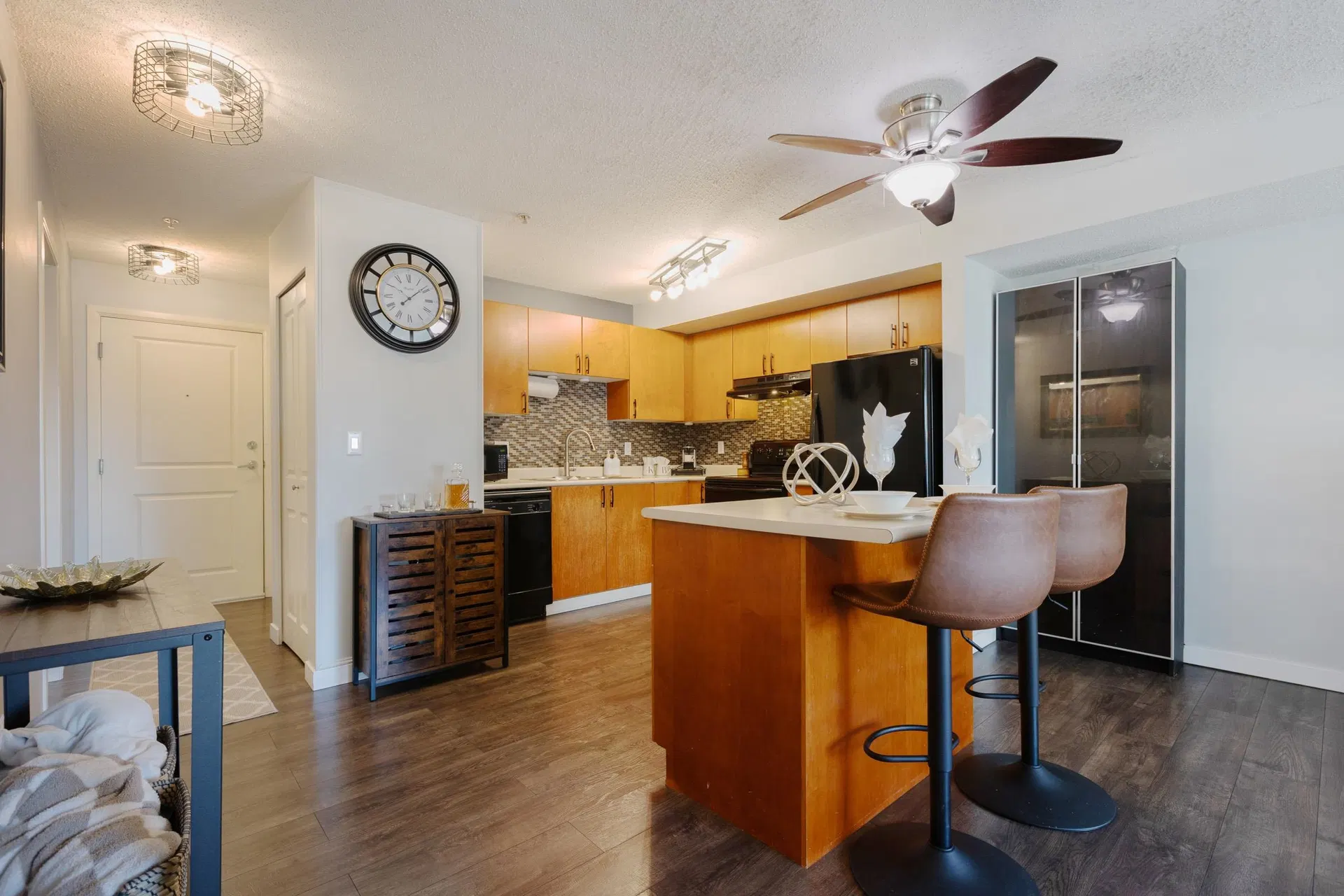 Photo 3 of 26 at #306 – 5465 203 Street