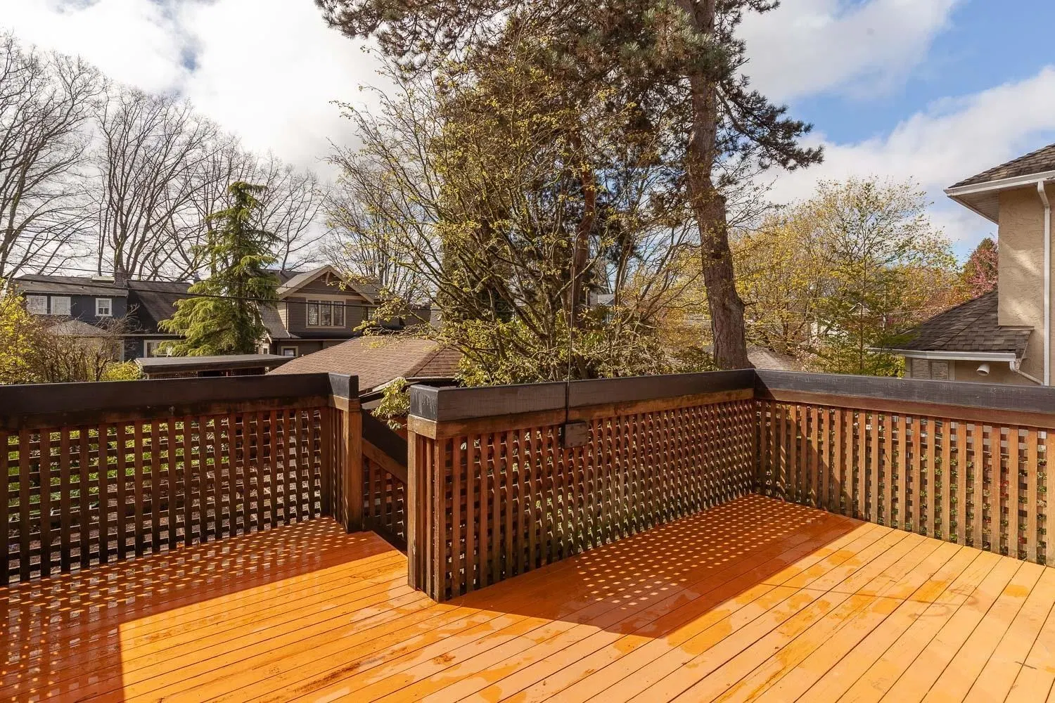 Photo 3 of 28 at 2950 W 31st Avenue