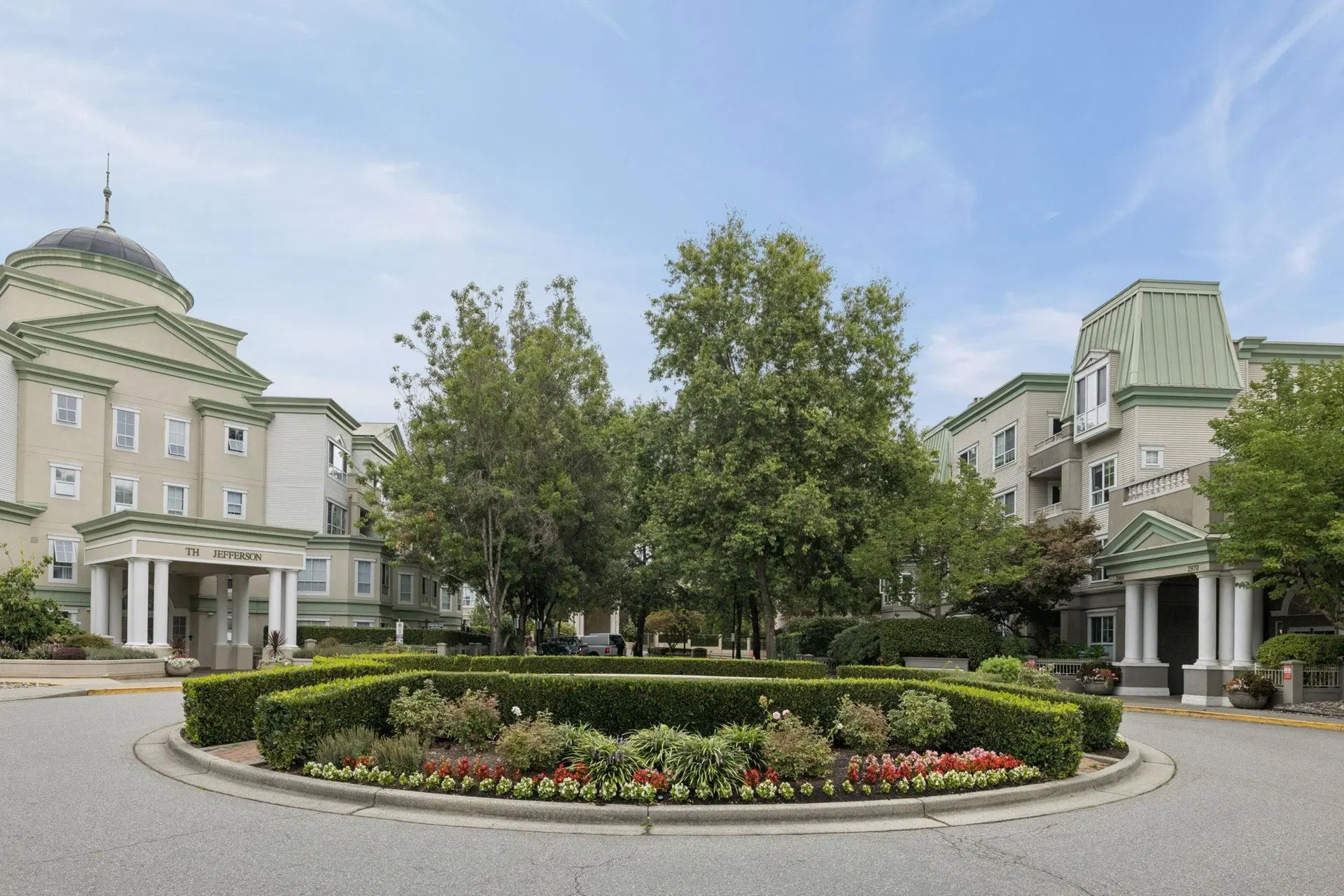 Photo 2 of 38 at #418 – 2960 Princess Crescent