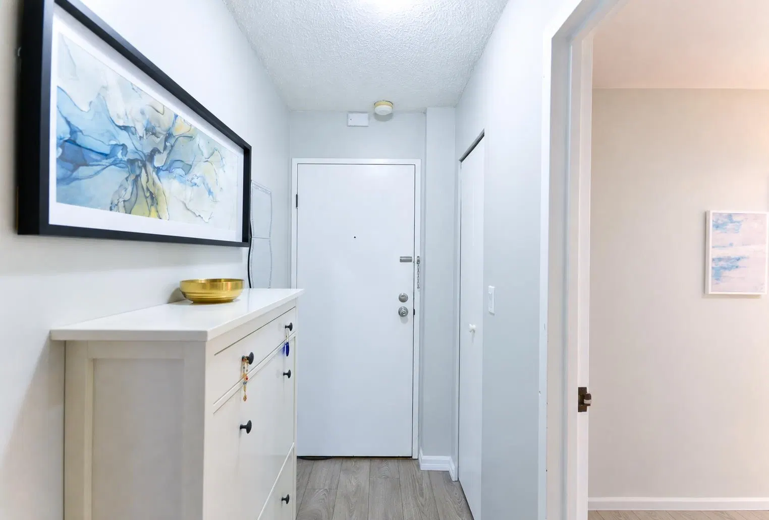 Photo 5 of 34 at #505 – 9320 Parksville Drive