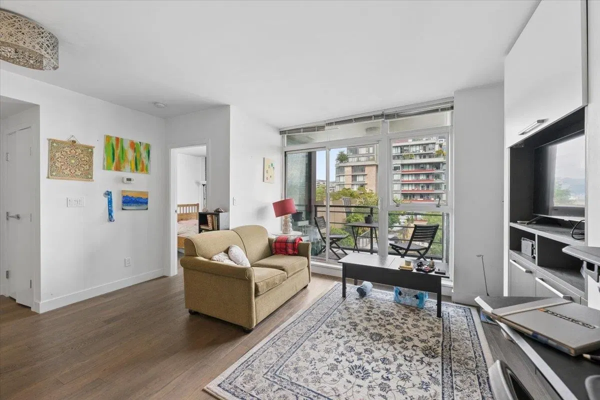 Photo 5 of 26 at #608 – 288 W 1st Avenue