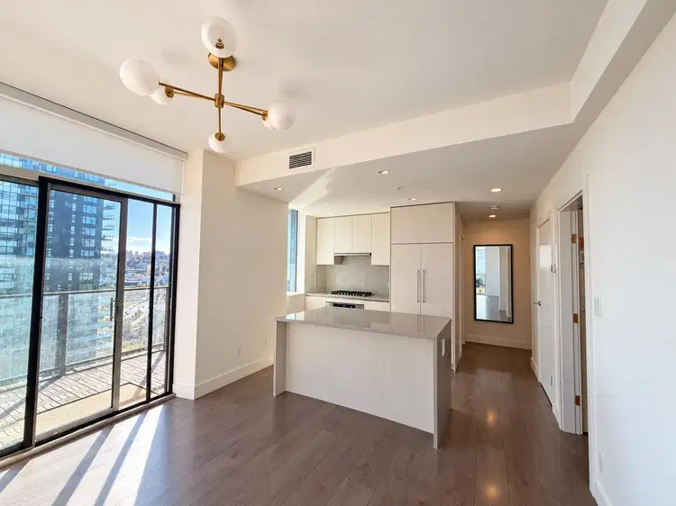 #1103 – 4465 Juneau Street
