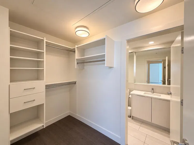 Photo 4 of 14 at #1103 – 4465 Juneau Street