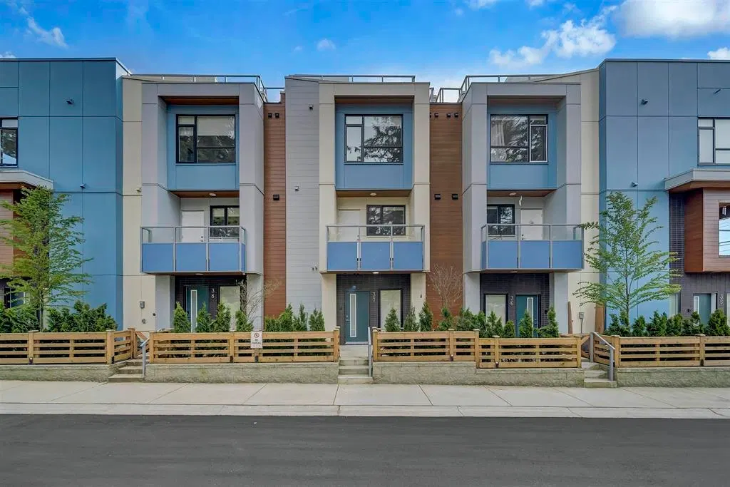 Photo 1 of 27 at #37 – 5858 132 Street