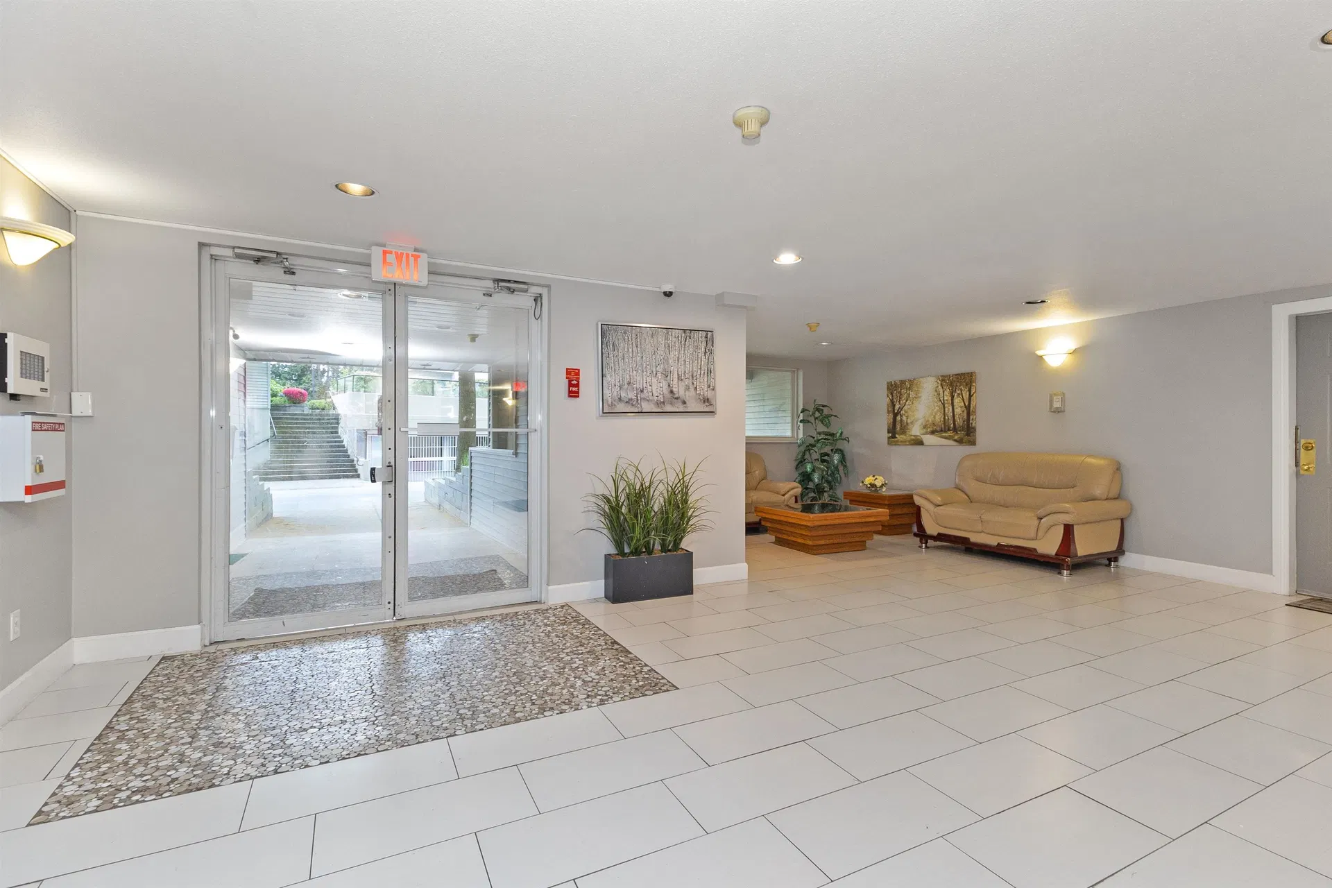 Photo 2 of 19 at #405 – 13680 84 Avenue