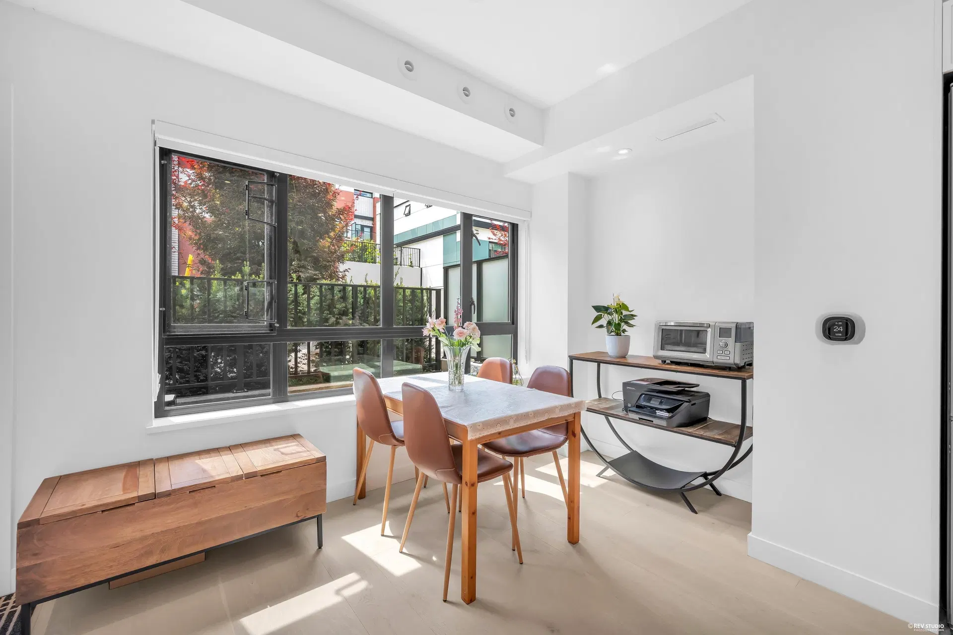 Photo 3 of 39 at #23 – 526 W 28th Avenue