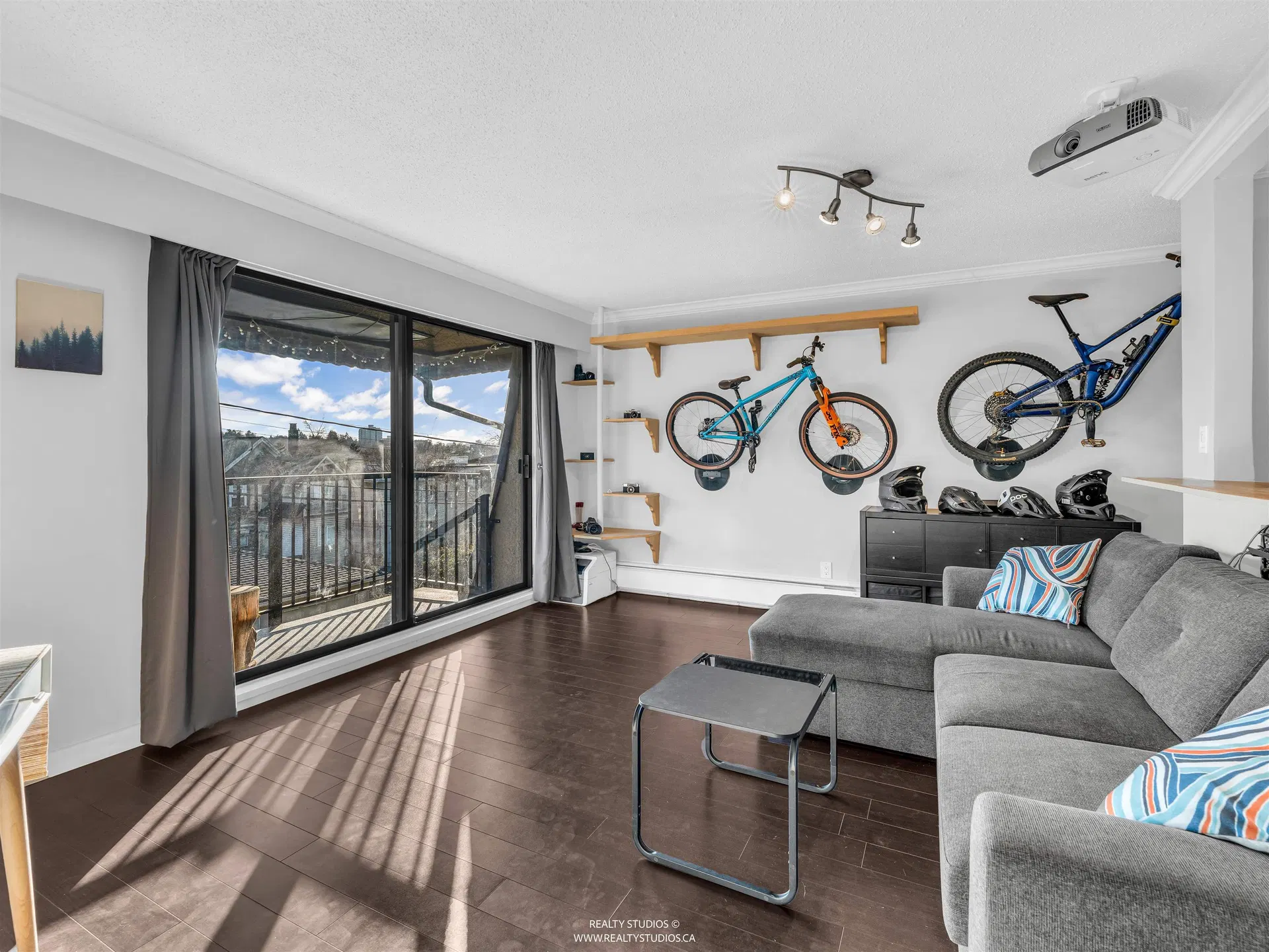 Photo 1 of 31 at #306 – 2222 Cambridge Street