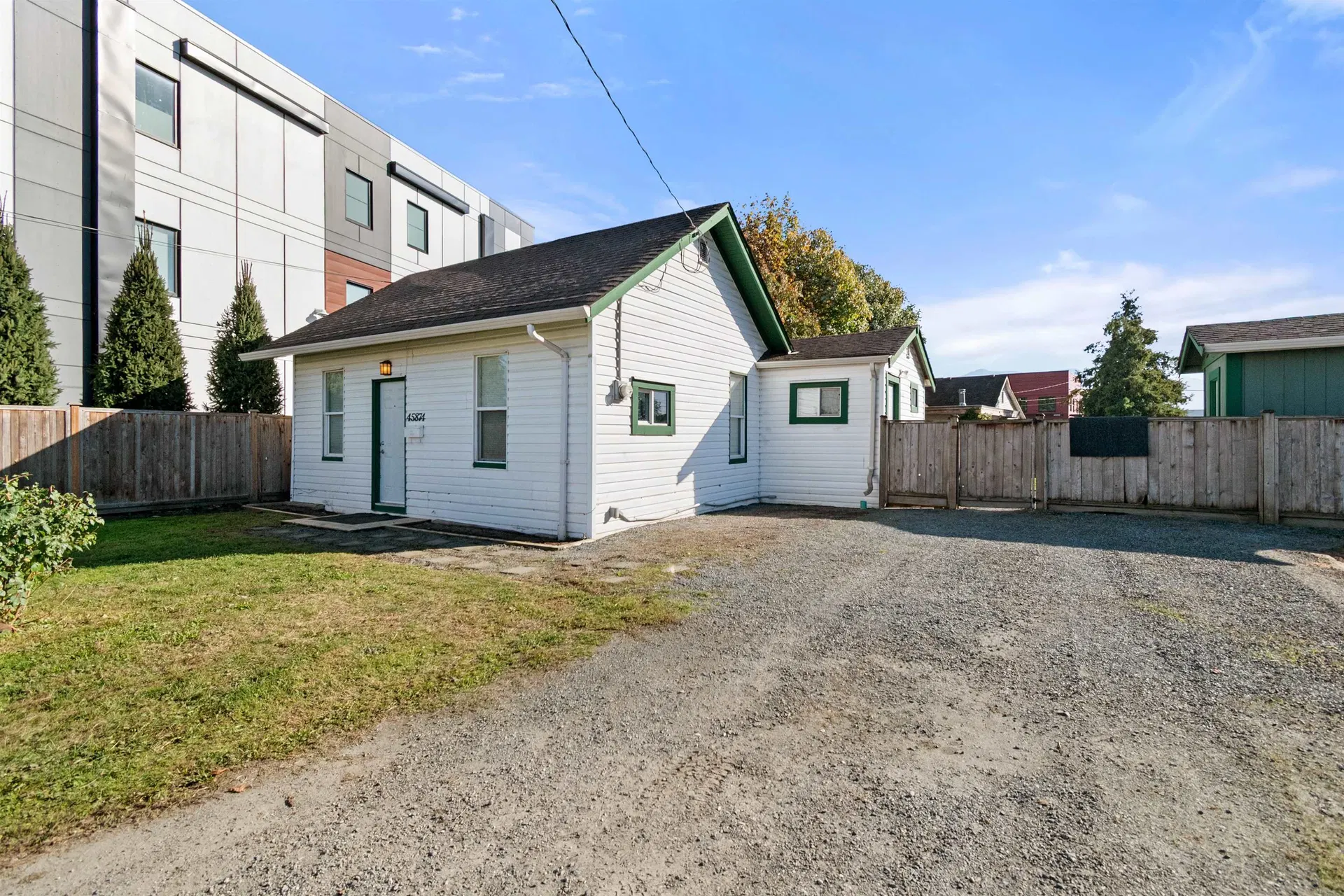 Photo 1 of 30 at 45874 Trethewey Avenue
