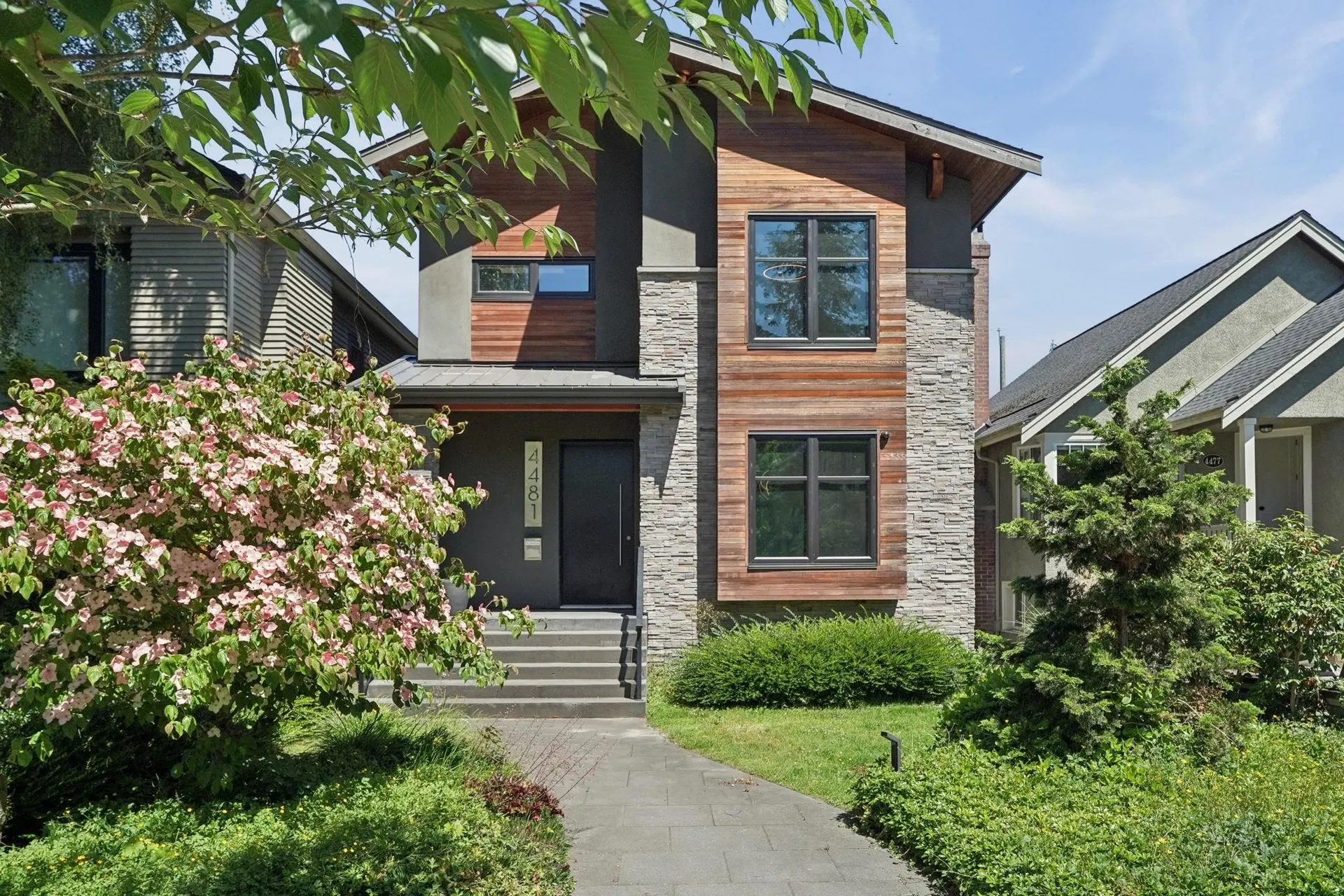 Photo 2 of 40 at 4481 W 15th Avenue