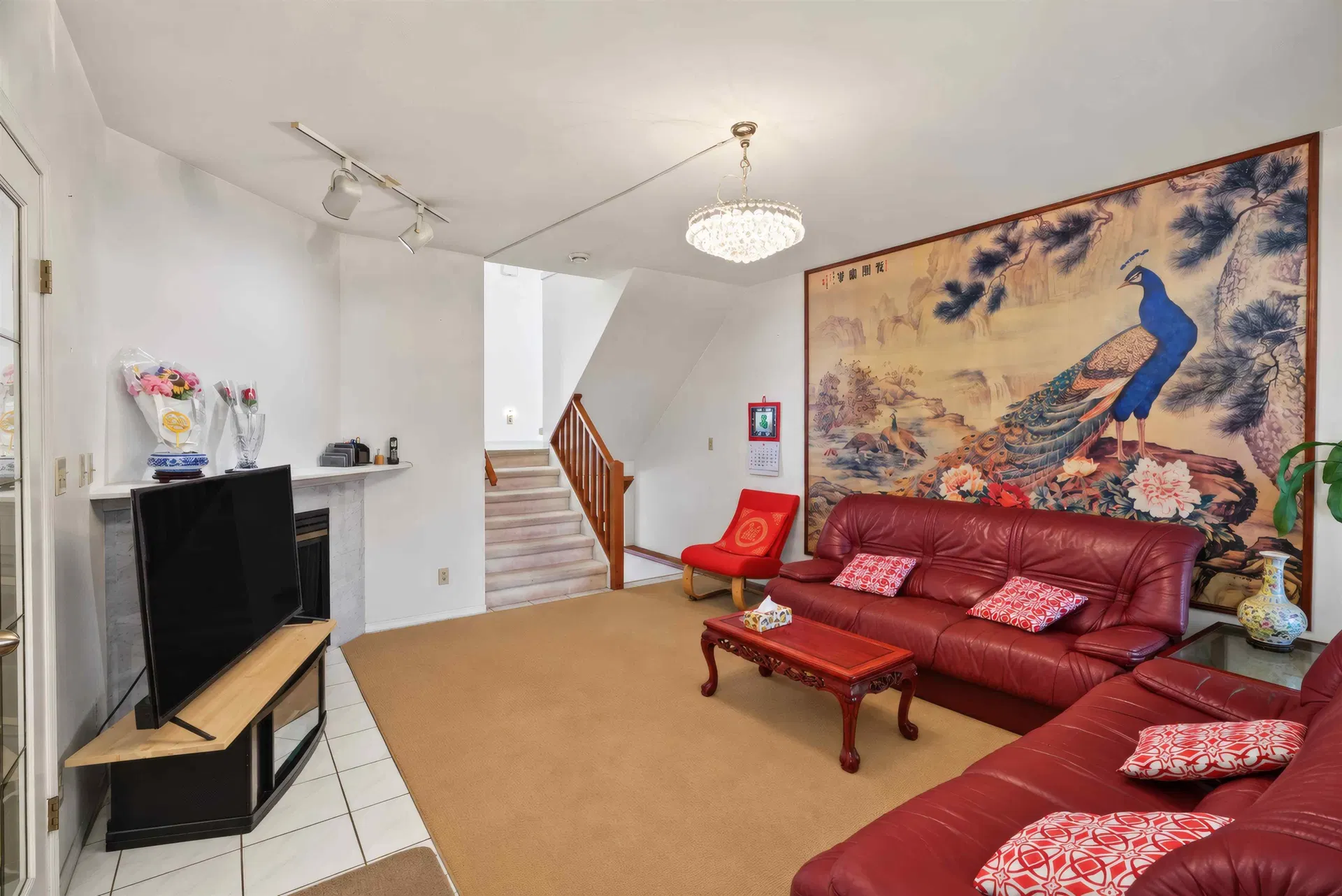 Photo 5 of 37 at 5036 Sherbrooke Street