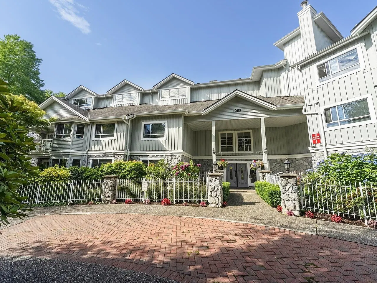 #109 – 1283 Parkgate Avenue