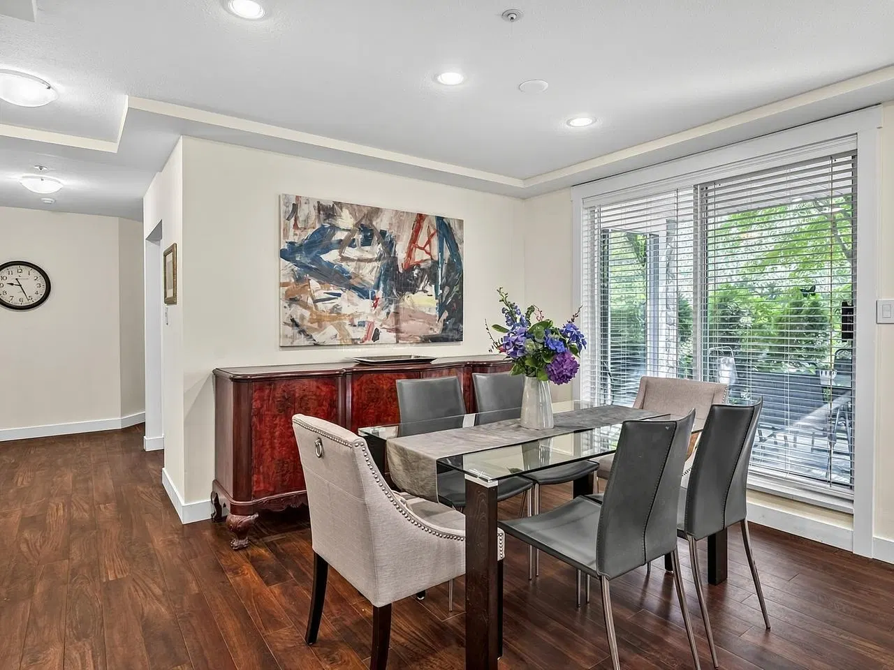 Photo 4 of 25 at #109 – 1283 Parkgate Avenue