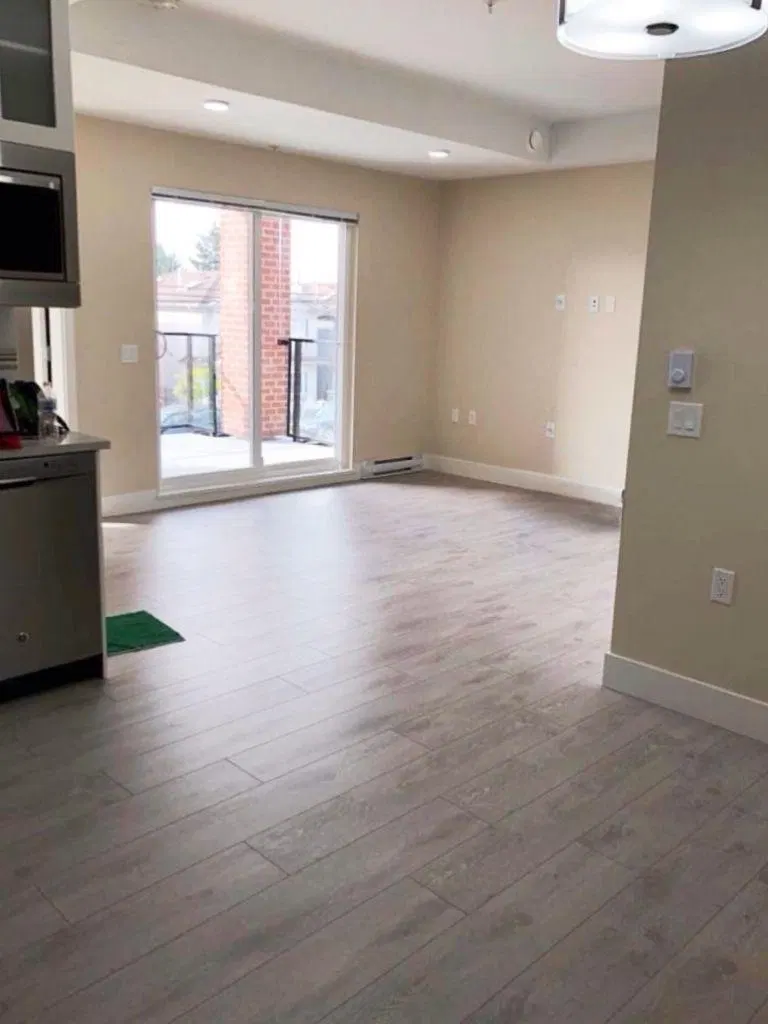 Photo 3 of 10 at #203 – 4882 Slocan Street
