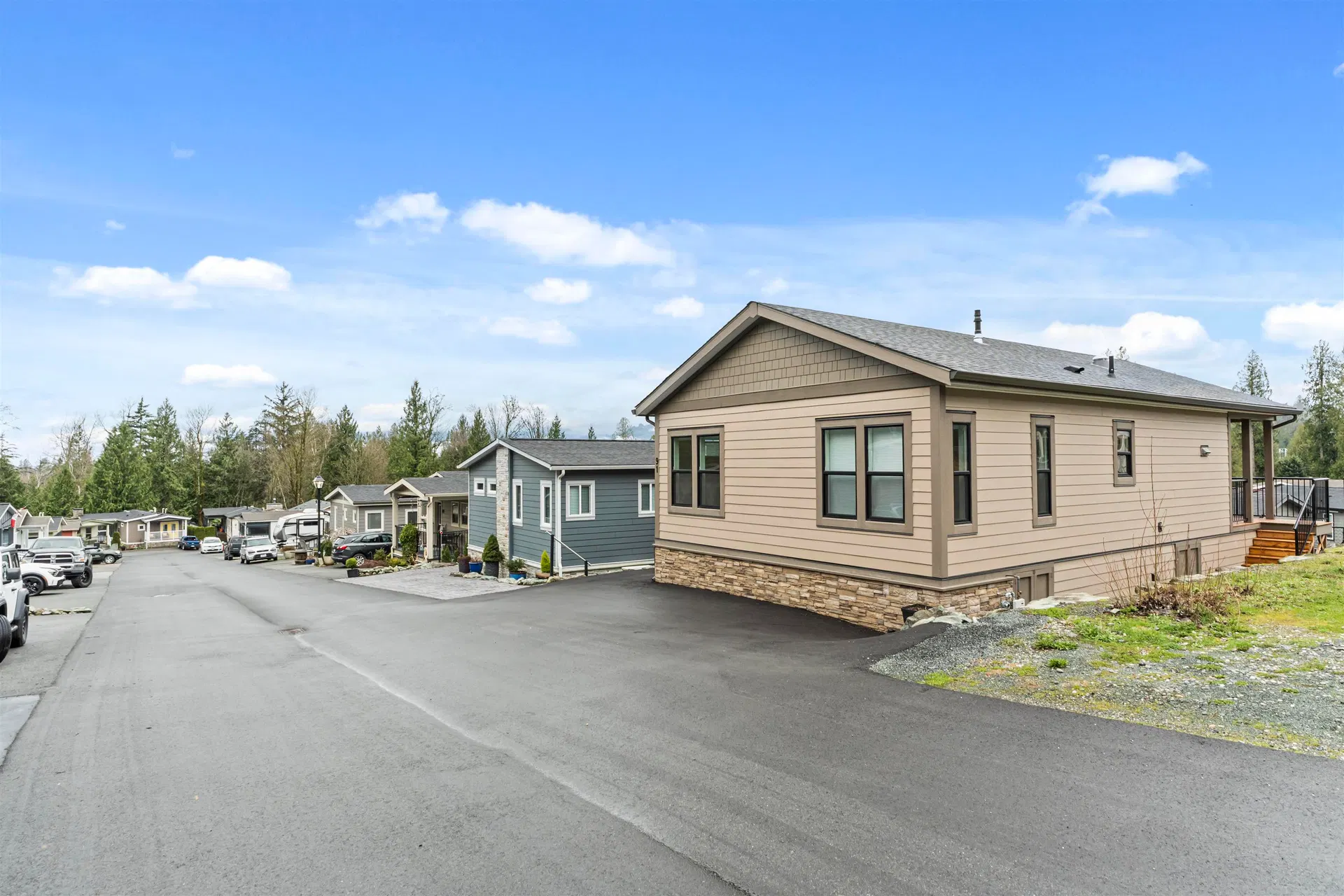 Photo 4 of 40 at #91 – 53480 Bridal Falls Road