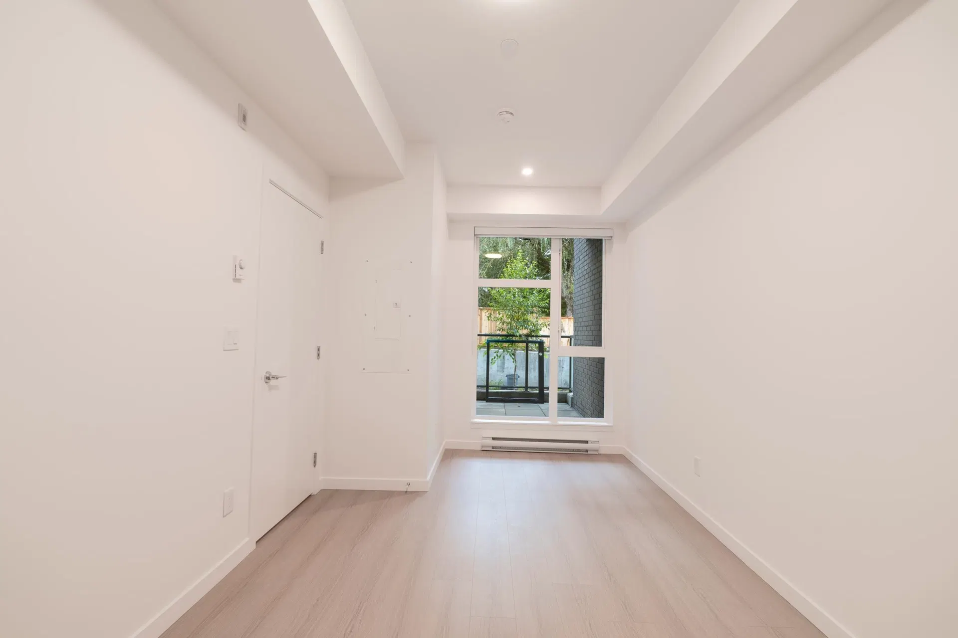 Photo 5 of 28 at E115 – 10829 140 Street