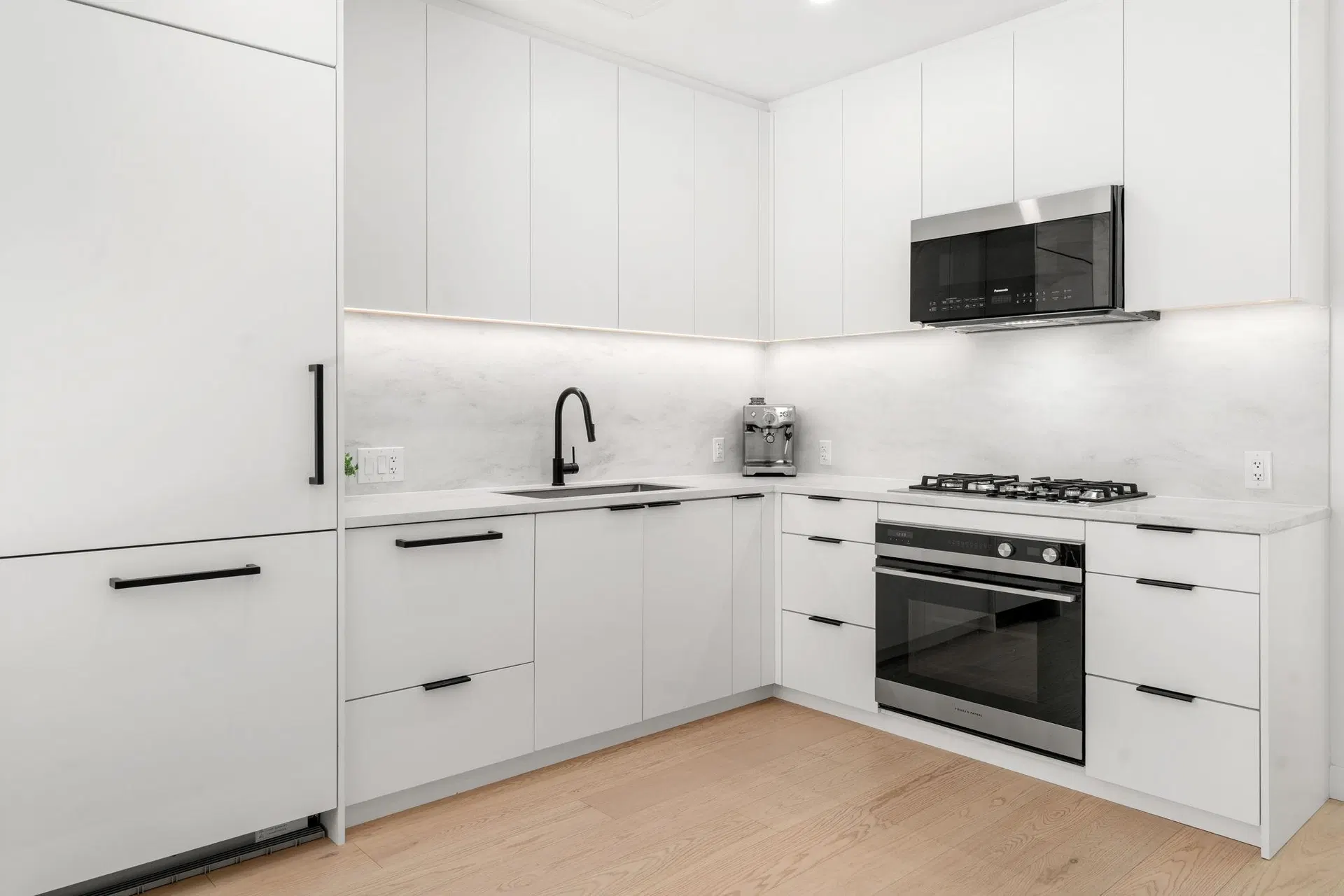 Photo 5 of 36 at #127 – 650 E 2nd Street