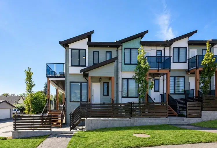 #102 – 314 Nelson Street