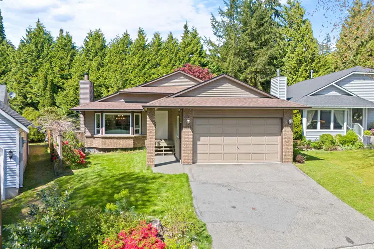 3336 Manning Crescent