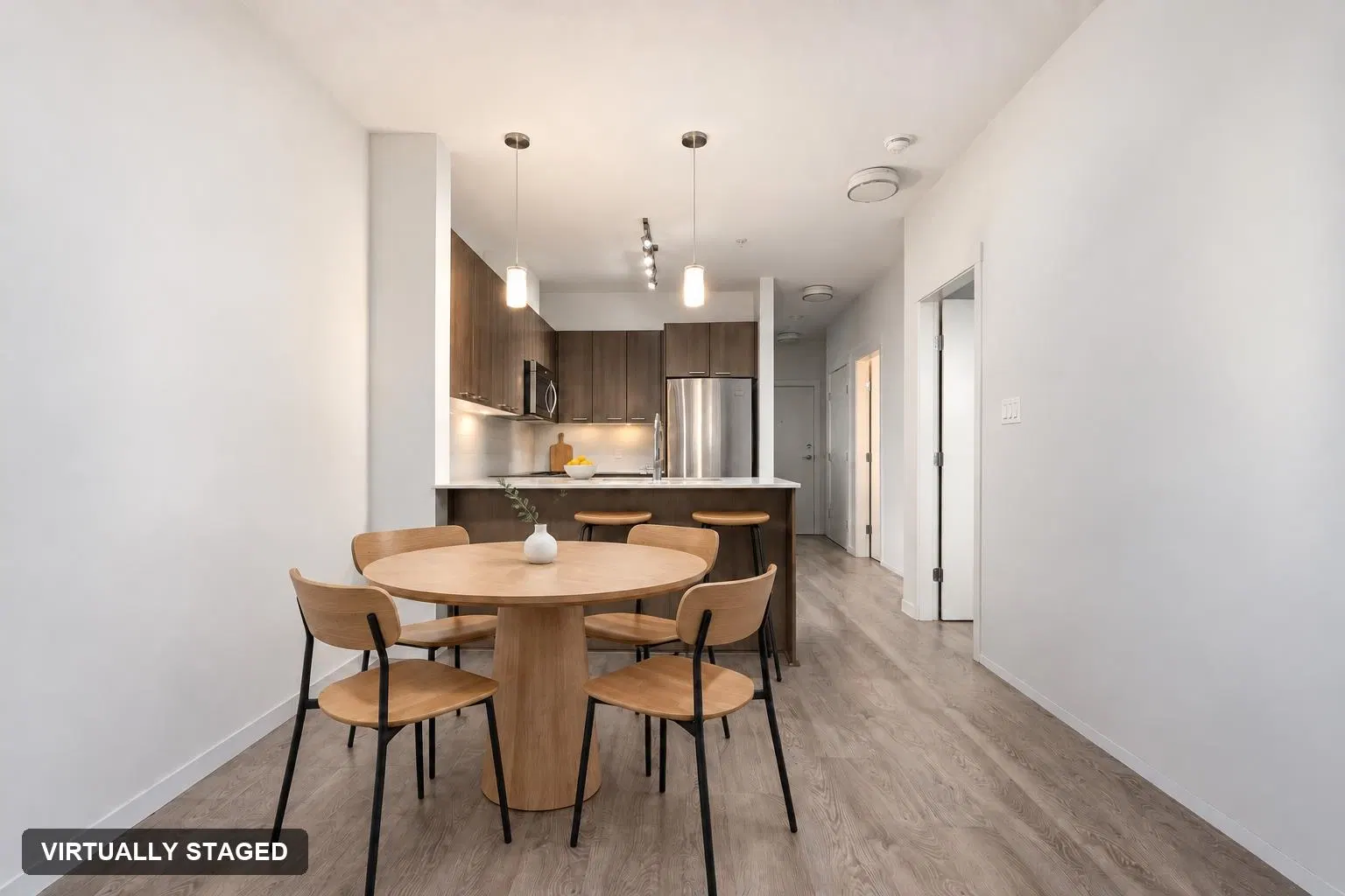 Photo 5 of 17 at #101 – 617 Smith Avenue