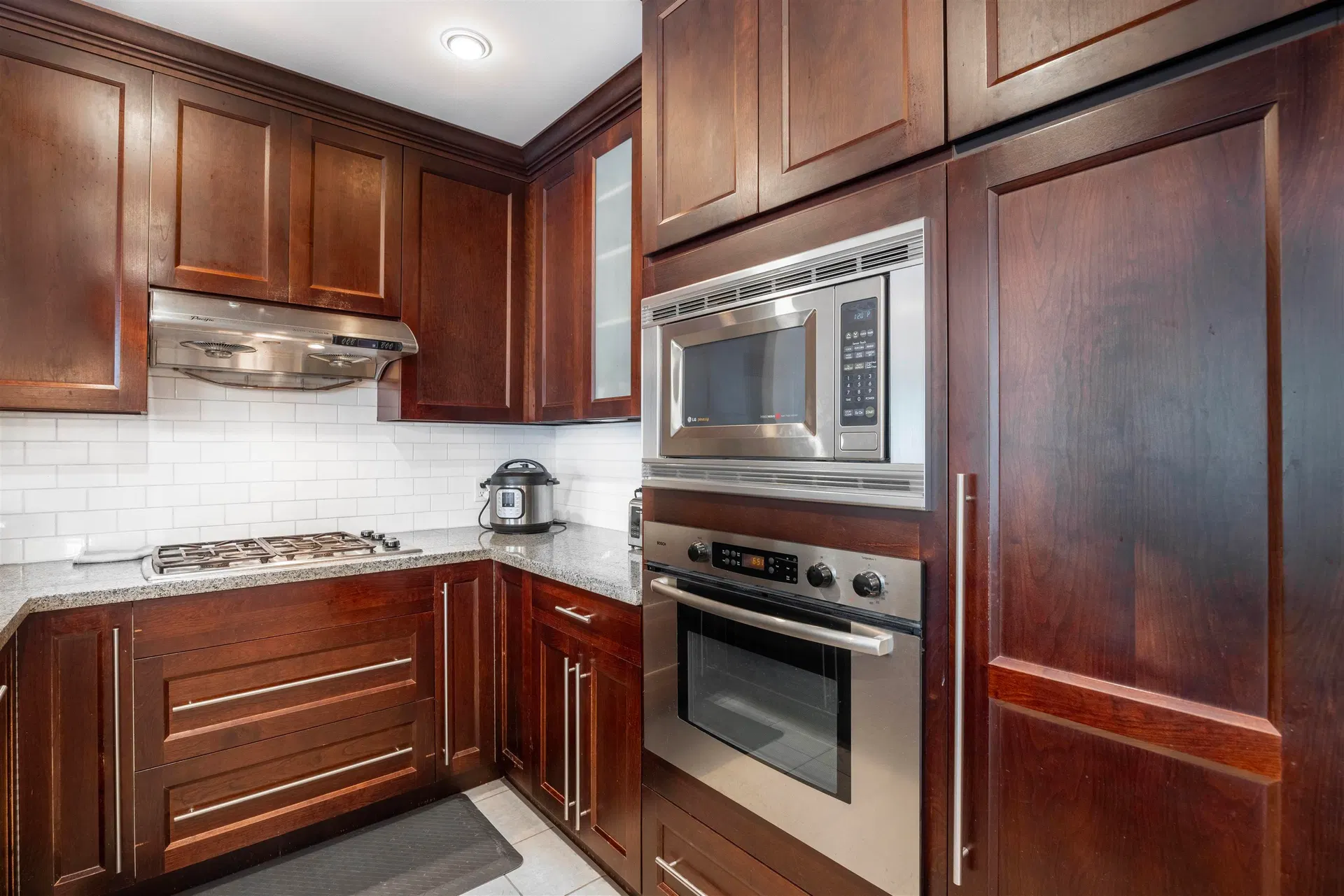 Photo 5 of 36 at #218 – 4685 Valley Drive
