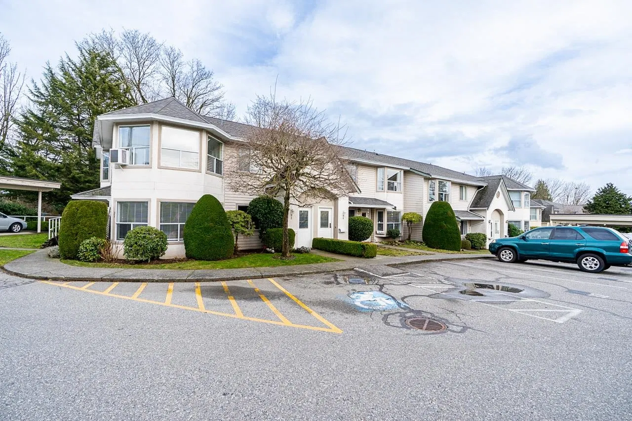Photo 3 of 36 at #30 – 3380 Gladwin Road