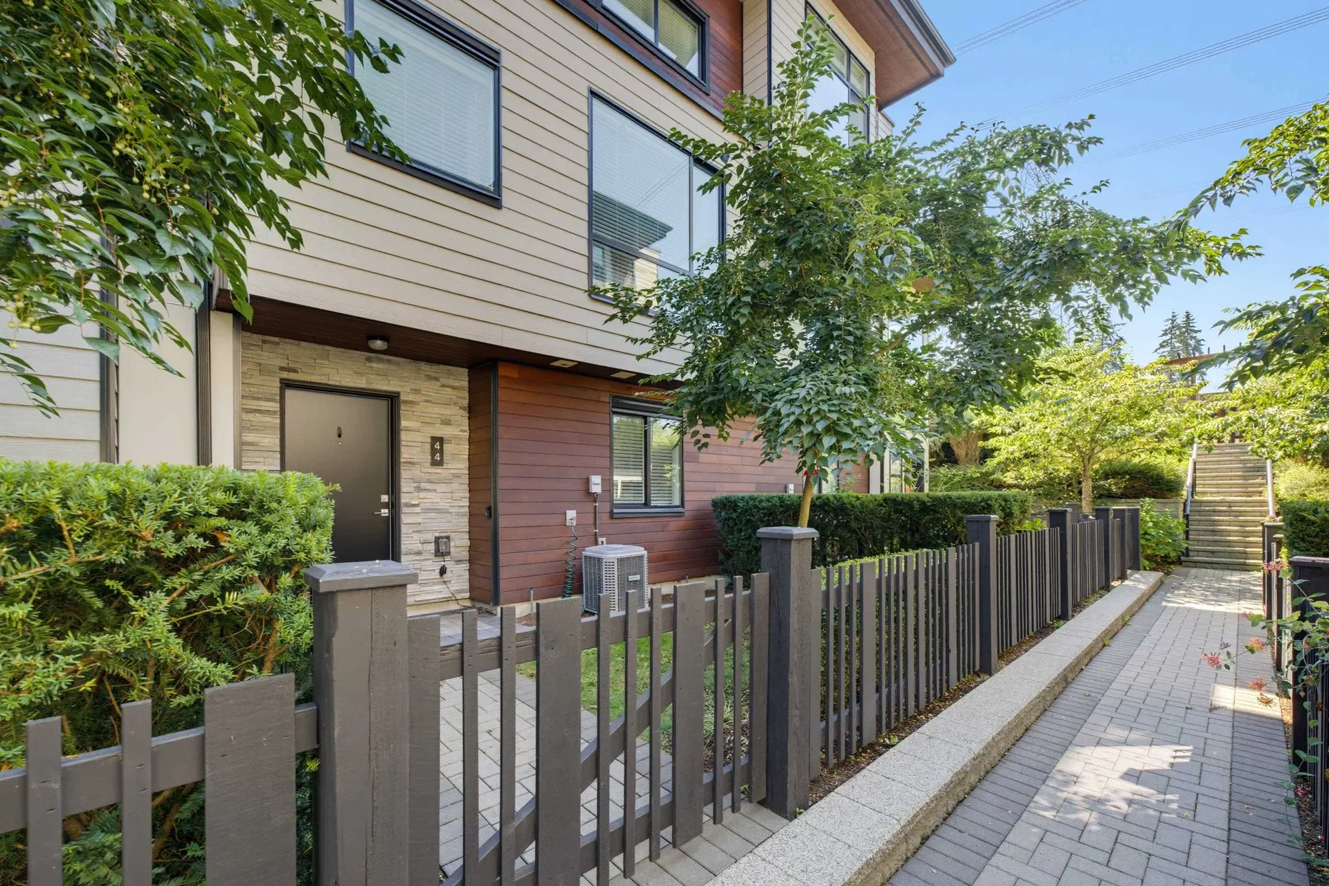 Photo 1 of 40 at #44 – 15688 28 Avenue