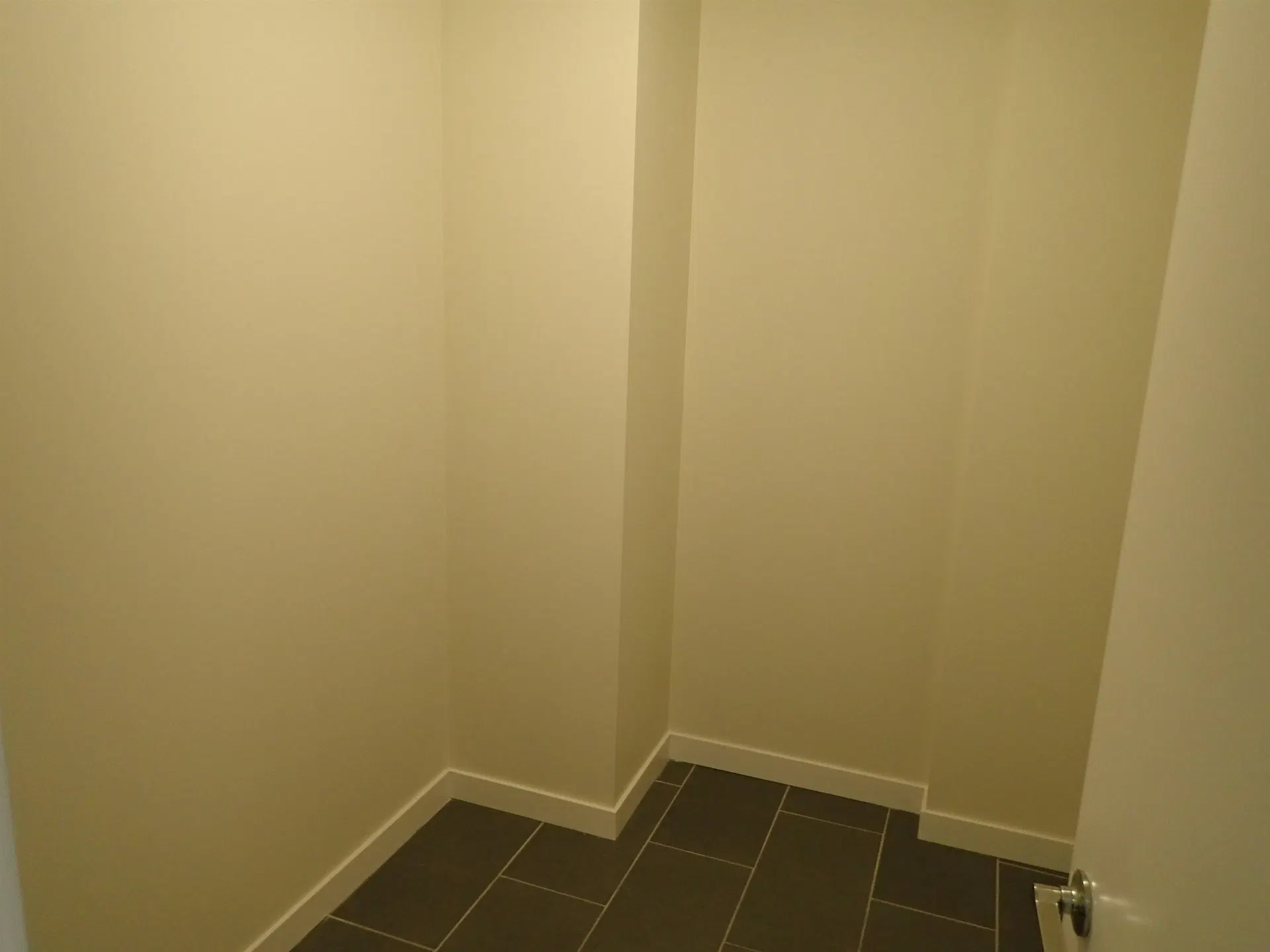 Photo 5 of 18 at #1203 – 58 Keefer Place