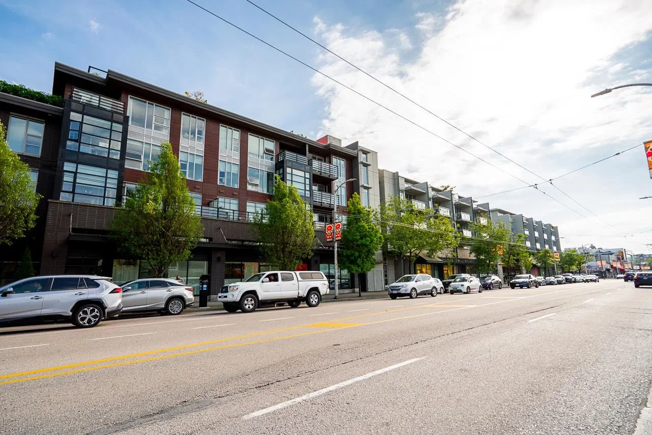 Photo 1 of 40 at #409 – 1680 W 4th Avenue