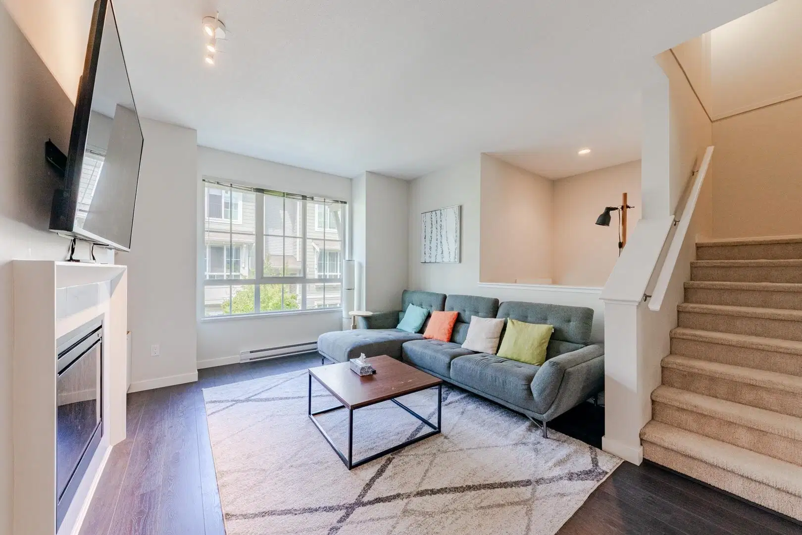 #54 – 5510 Admiral Way