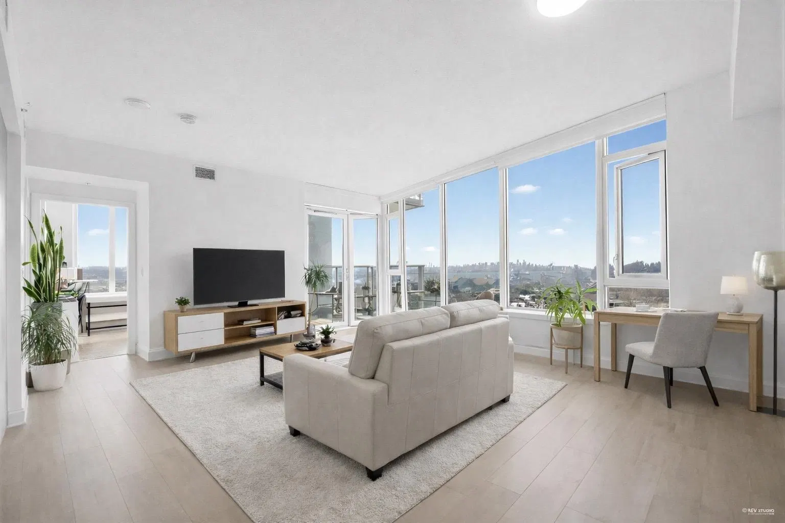 Photo 2 of 22 at #1906 – 1401 Hunter Street