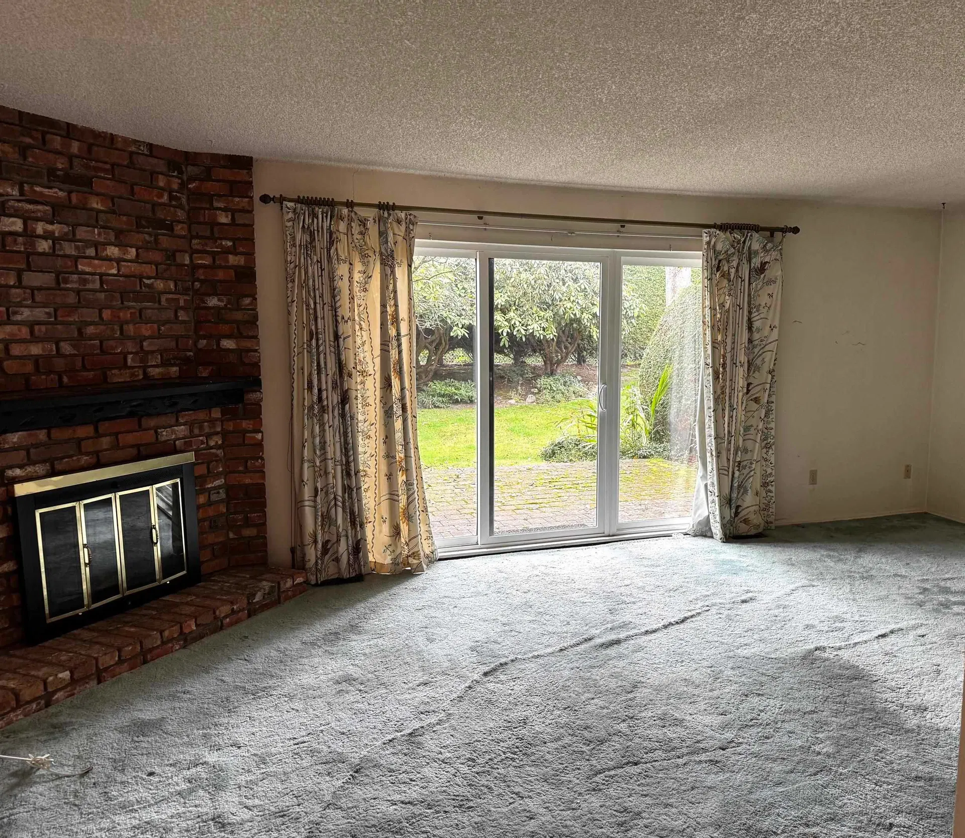 Photo 2 of 13 at #11 – 11771 Kingfisher Drive