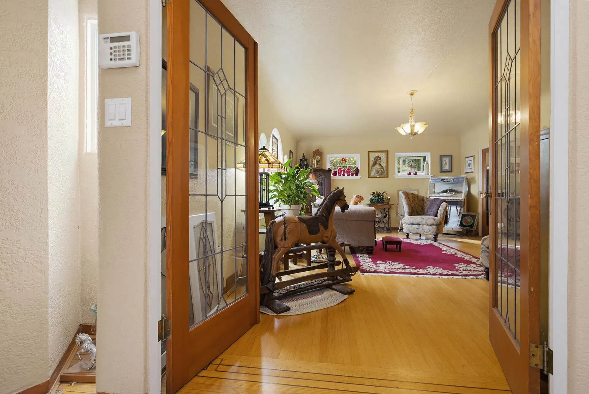 Photo 4 of 40 at 33043 4th Avenue