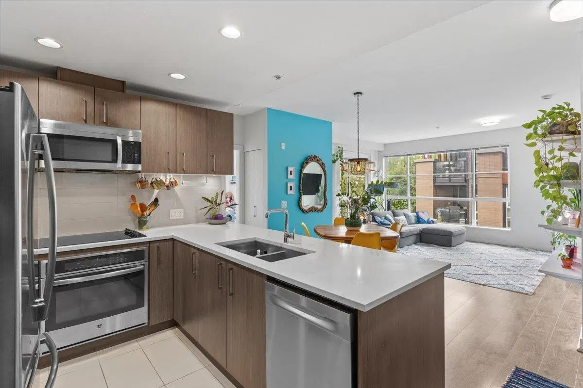#313 – 5981 Gray Avenue