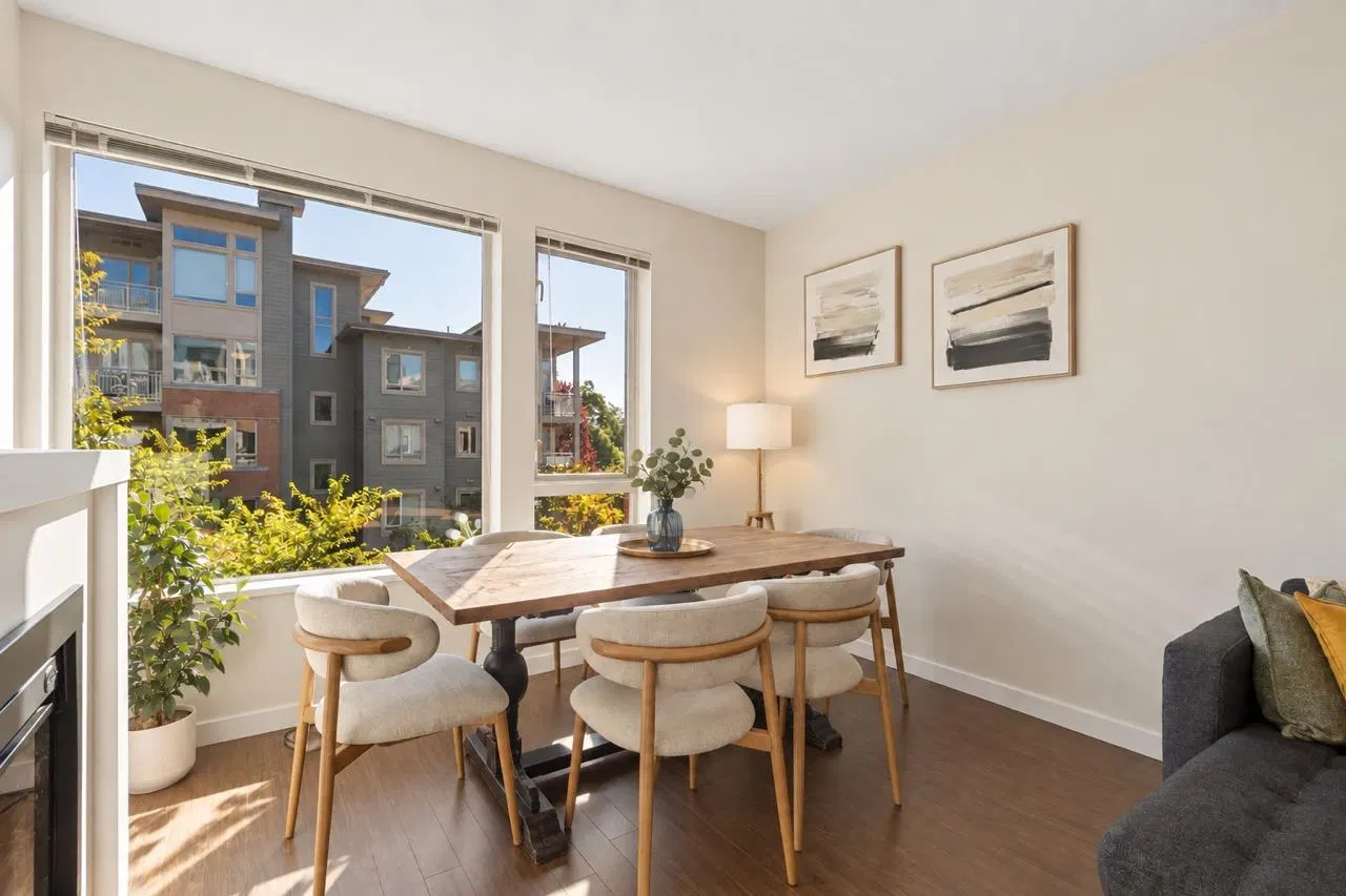 Photo 4 of 24 at #304 – 119 W 22nd Street Street