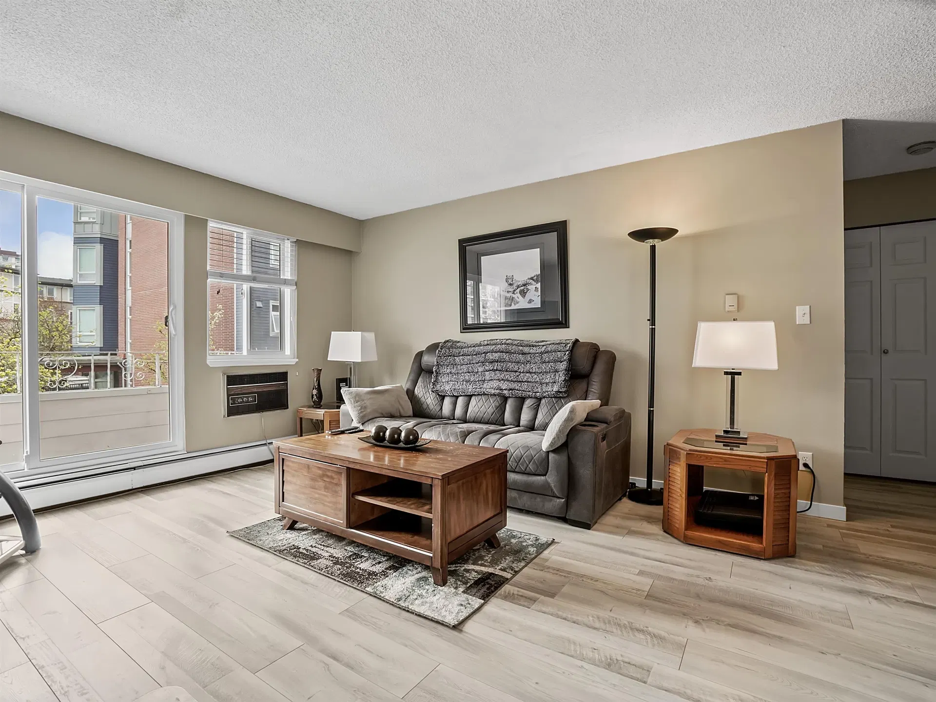 Photo 4 of 23 at #207 – 12096 222 Street