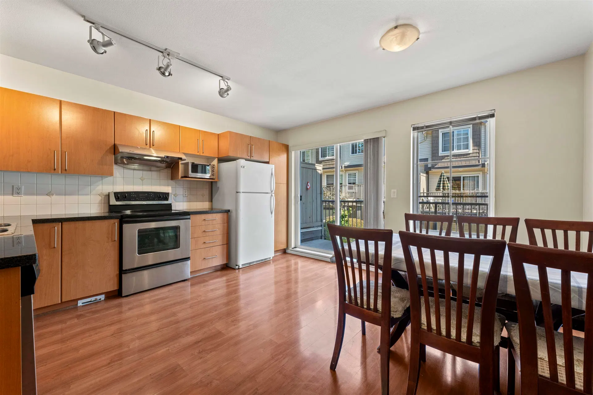 Photo 2 of 35 at #31 – 3368 Morrey Court