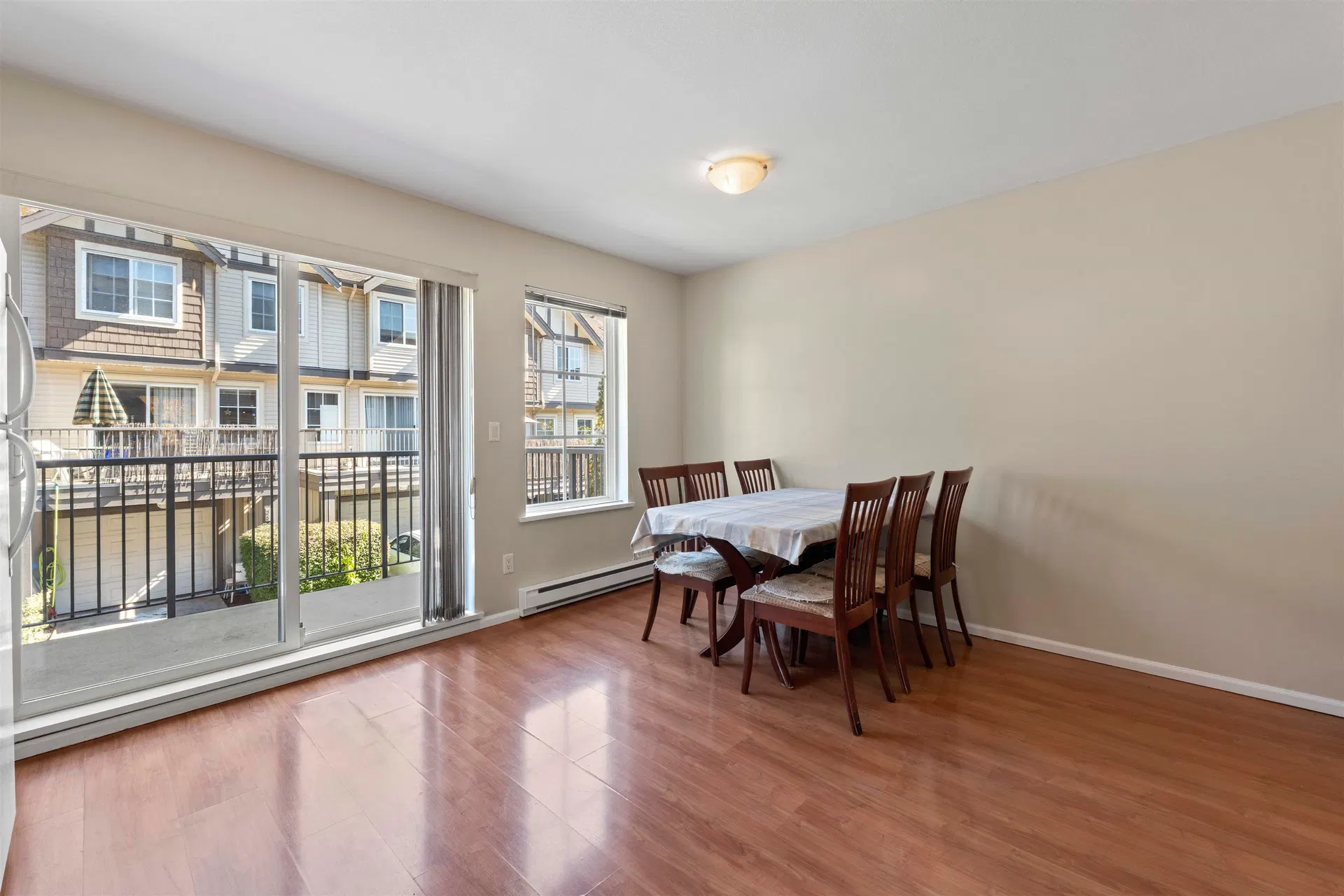 Photo 5 of 35 at #31 – 3368 Morrey Court