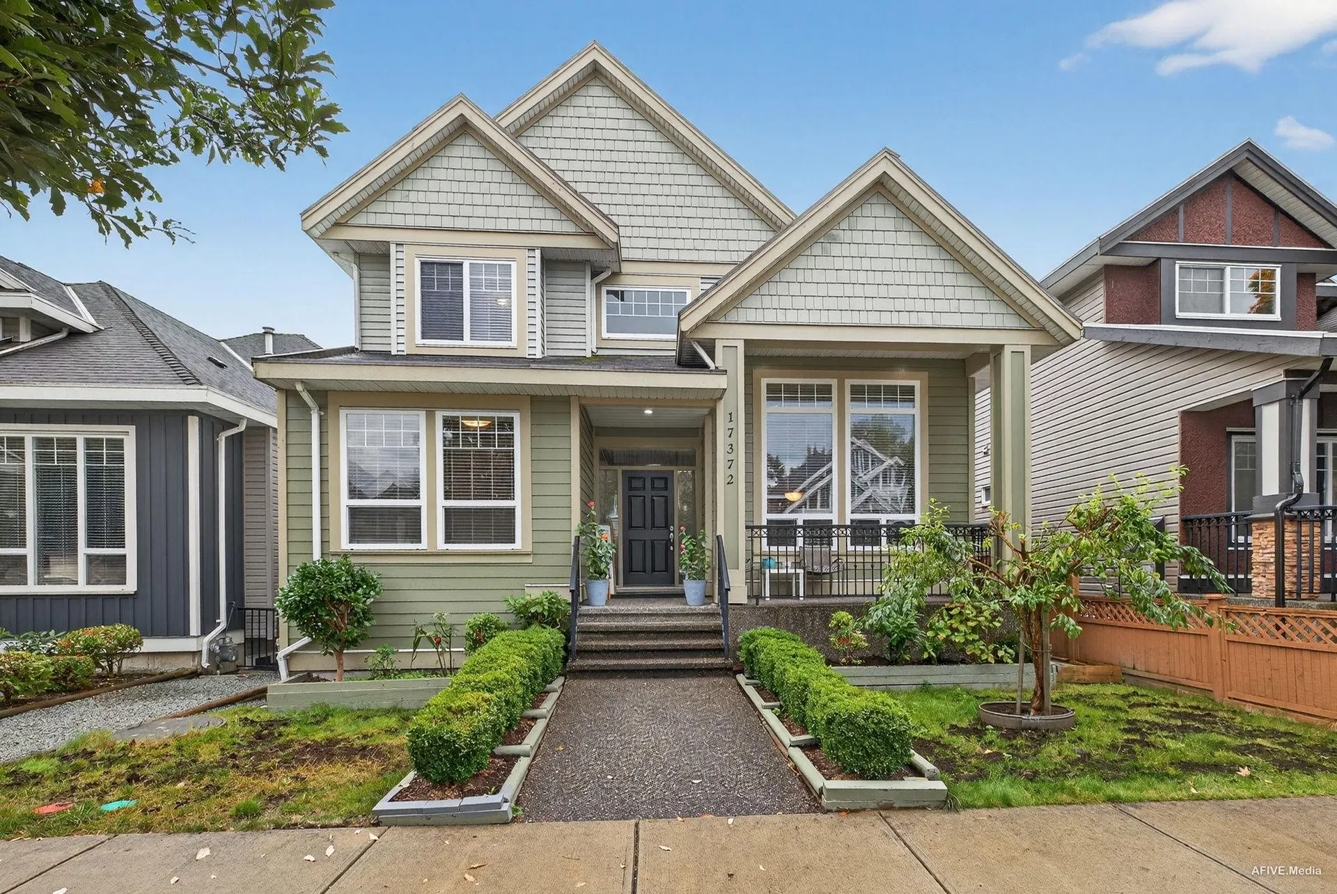 Avenue – 17372 64a Avenue