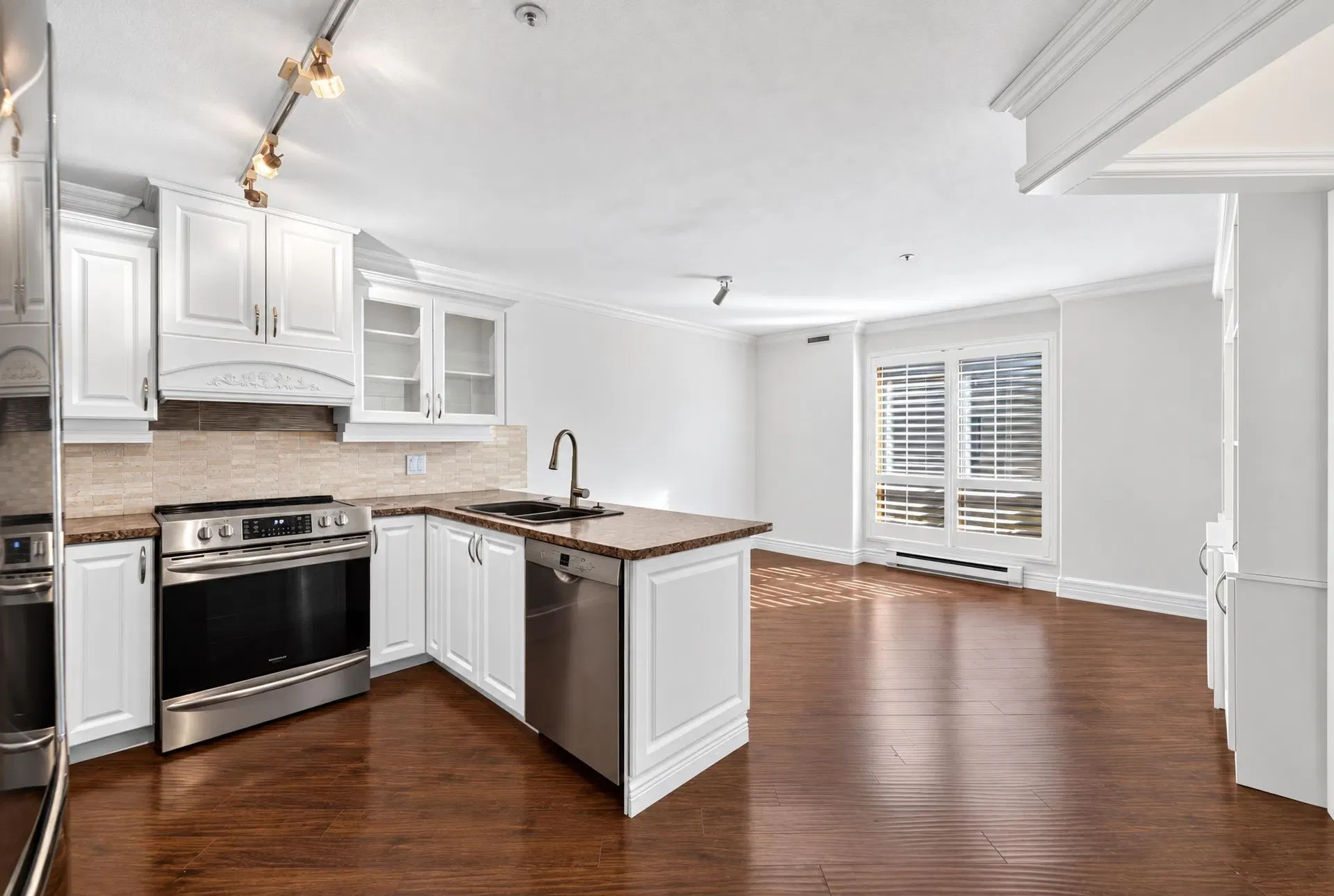 Photo 5 of 37 at #211N – 1100 56th Street Street