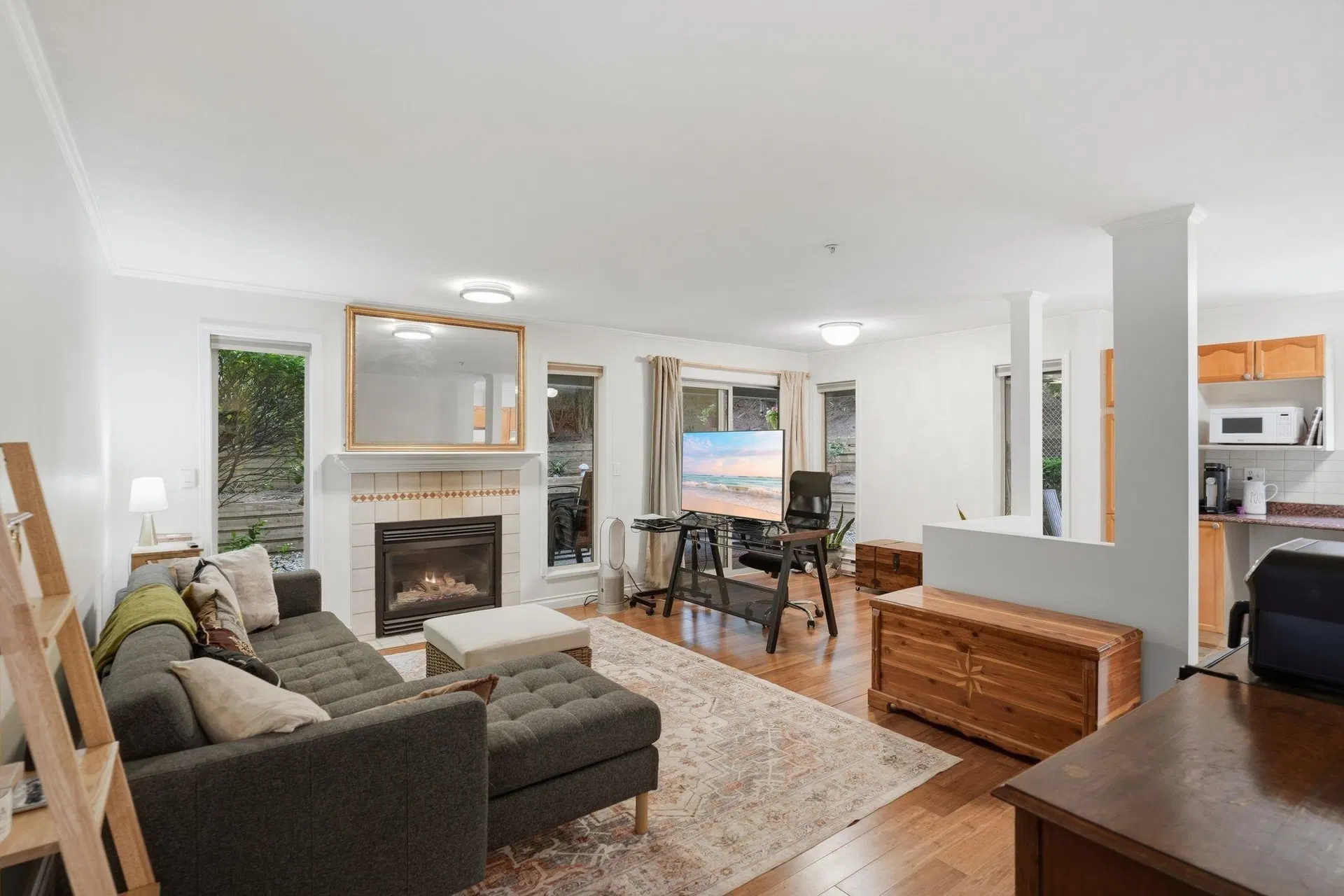 Photo 4 of 38 at #116 – 33478 Roberts Avenue