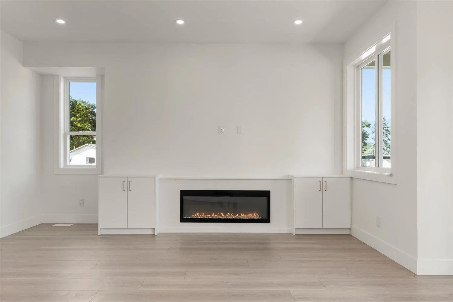 Photo 4 of 40 at #1 – 46018 Bonny Avenue
