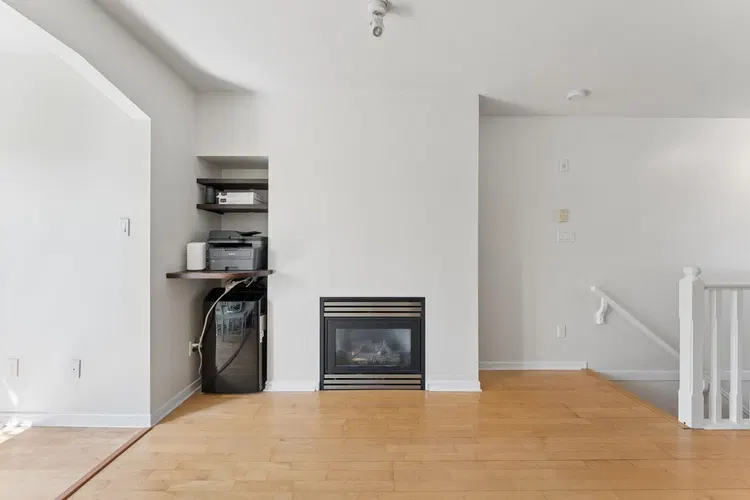 Photo 3 of 23 at #410 – 3727 W 10th Avenue