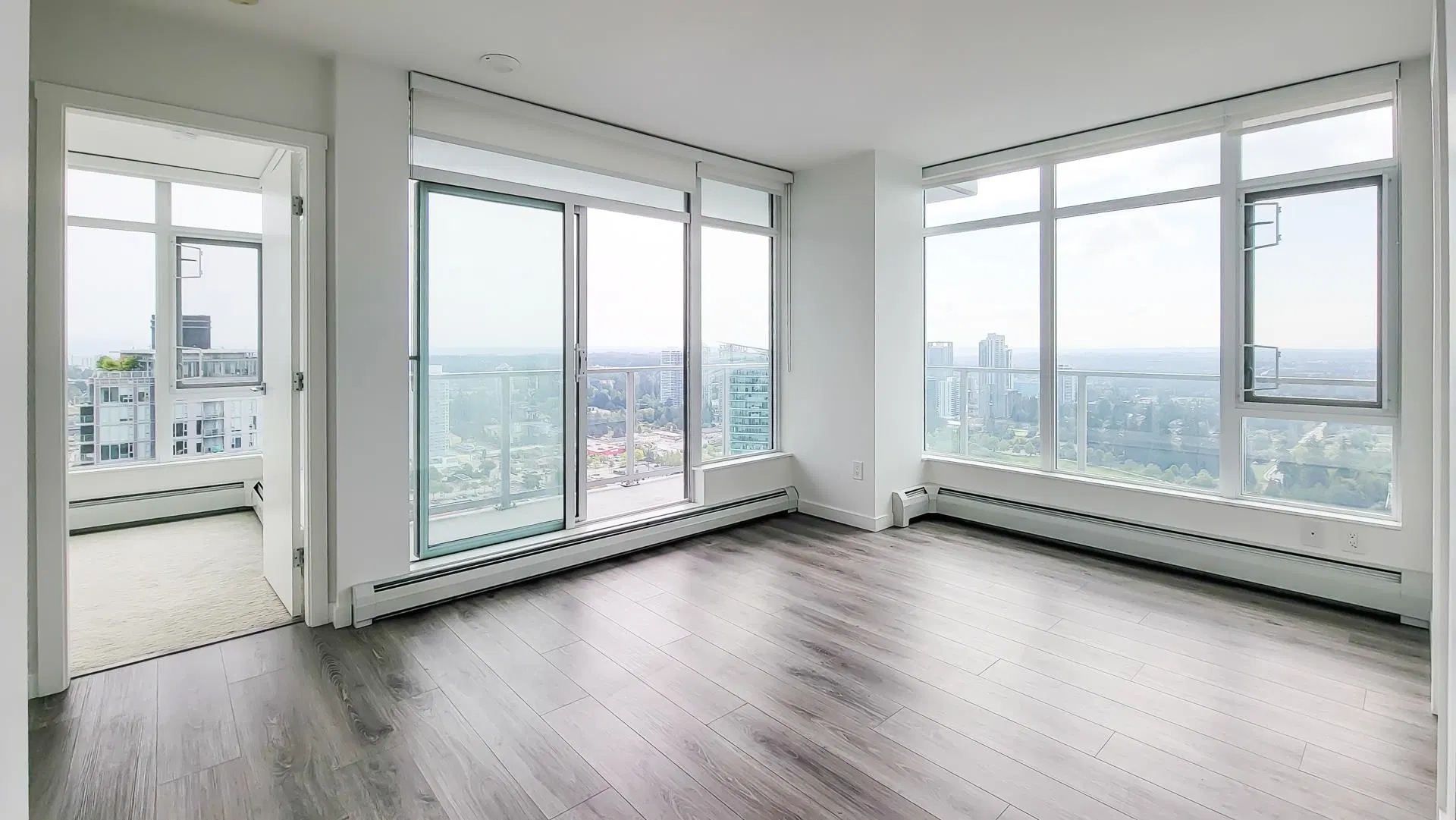 Photo 3 of 14 at #3608 – 13350 Central Avenue