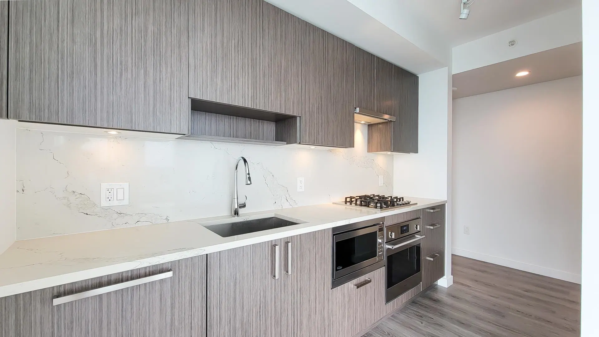 Photo 5 of 14 at #3608 – 13350 Central Avenue